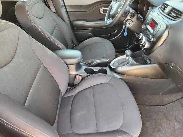 2016 Kia Soul Base