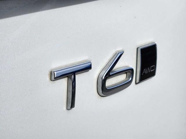 2022 Volvo XC90 Momentum