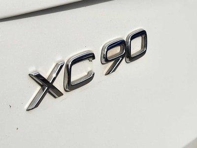 2022 Volvo XC90 Momentum