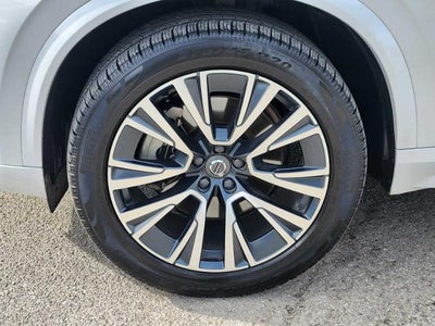 2022 Volvo XC90 Momentum