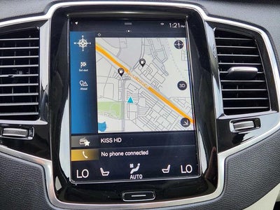 2022 Volvo XC90 Momentum