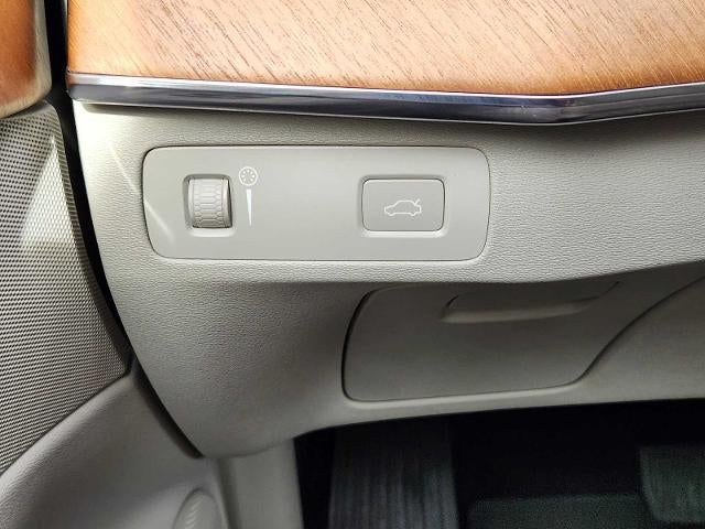 2022 Volvo XC90 Momentum