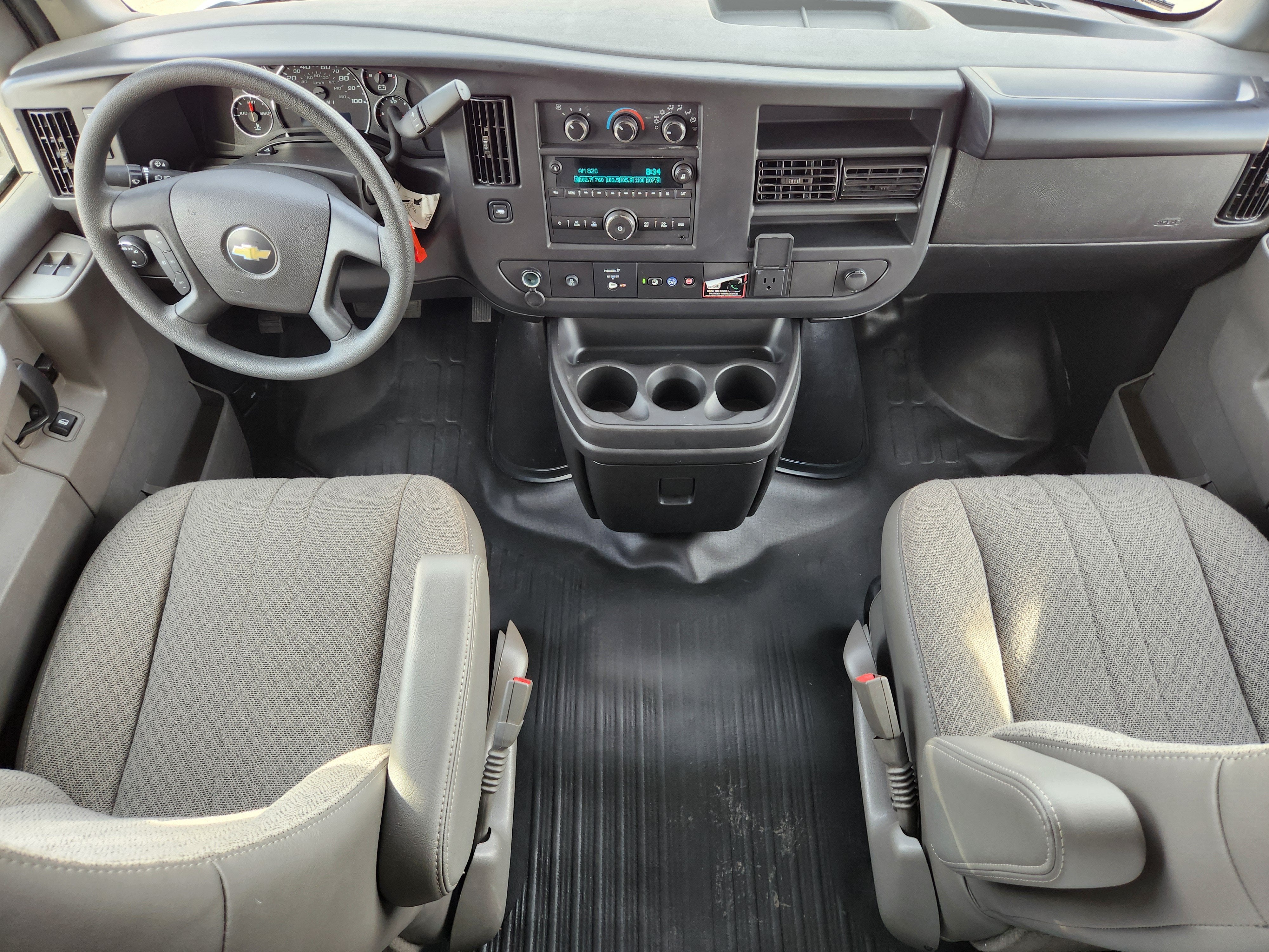 2025 Chevrolet Express Commercial Cutaway Base