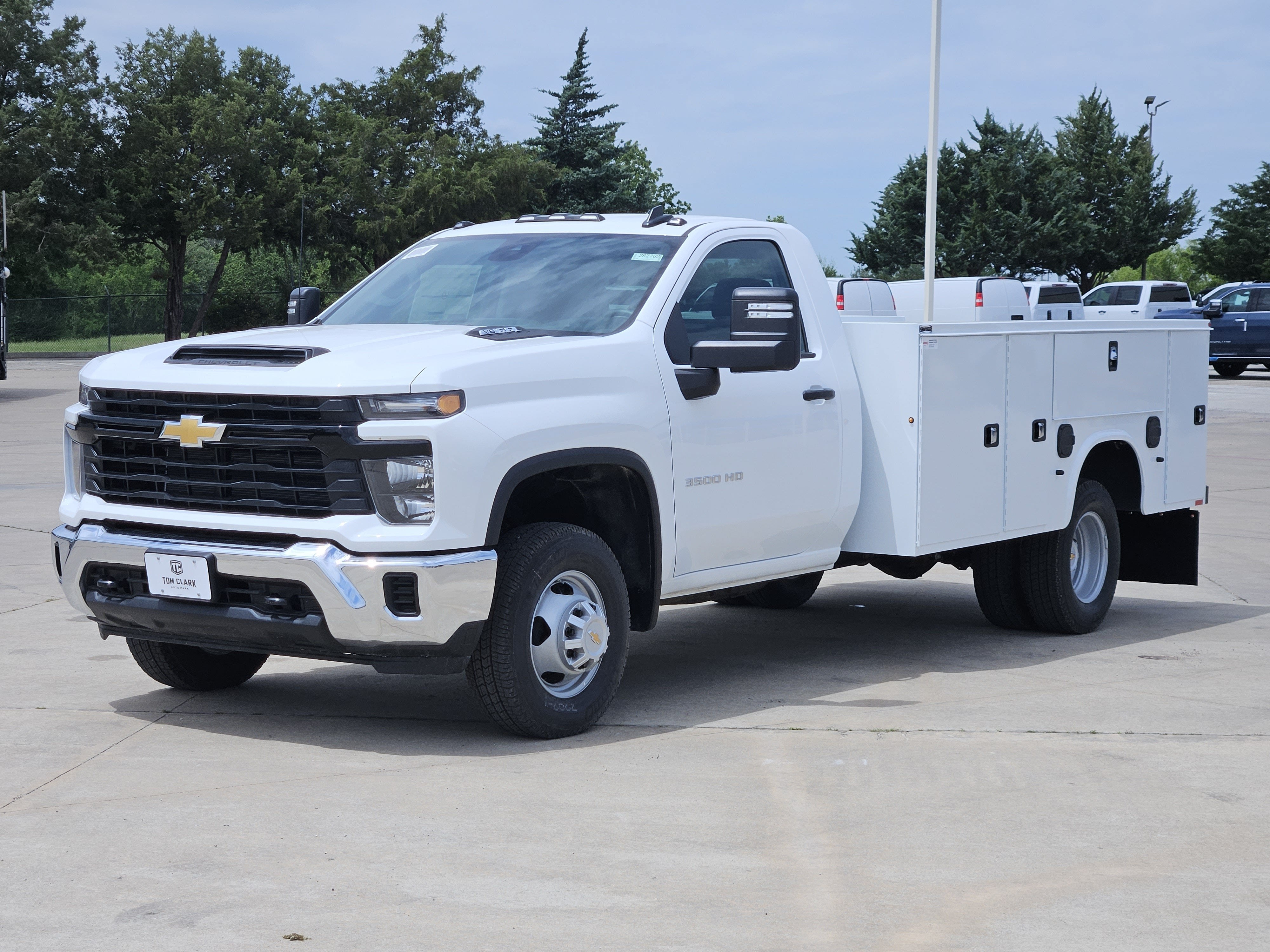 2026 Chevrolet Silverado 3500HD CC Work Truck