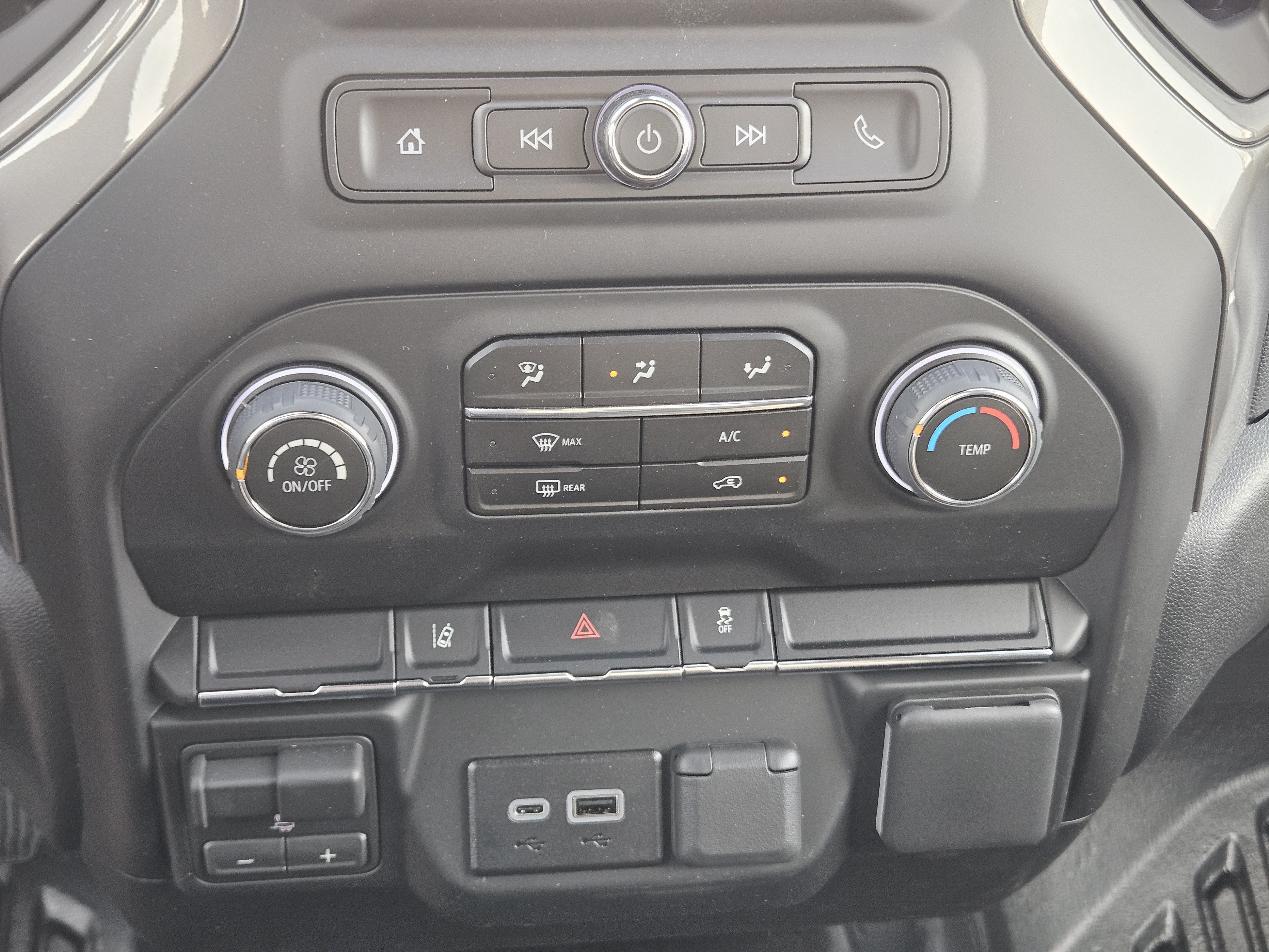 2026 Chevrolet Silverado 3500HD CC Work Truck