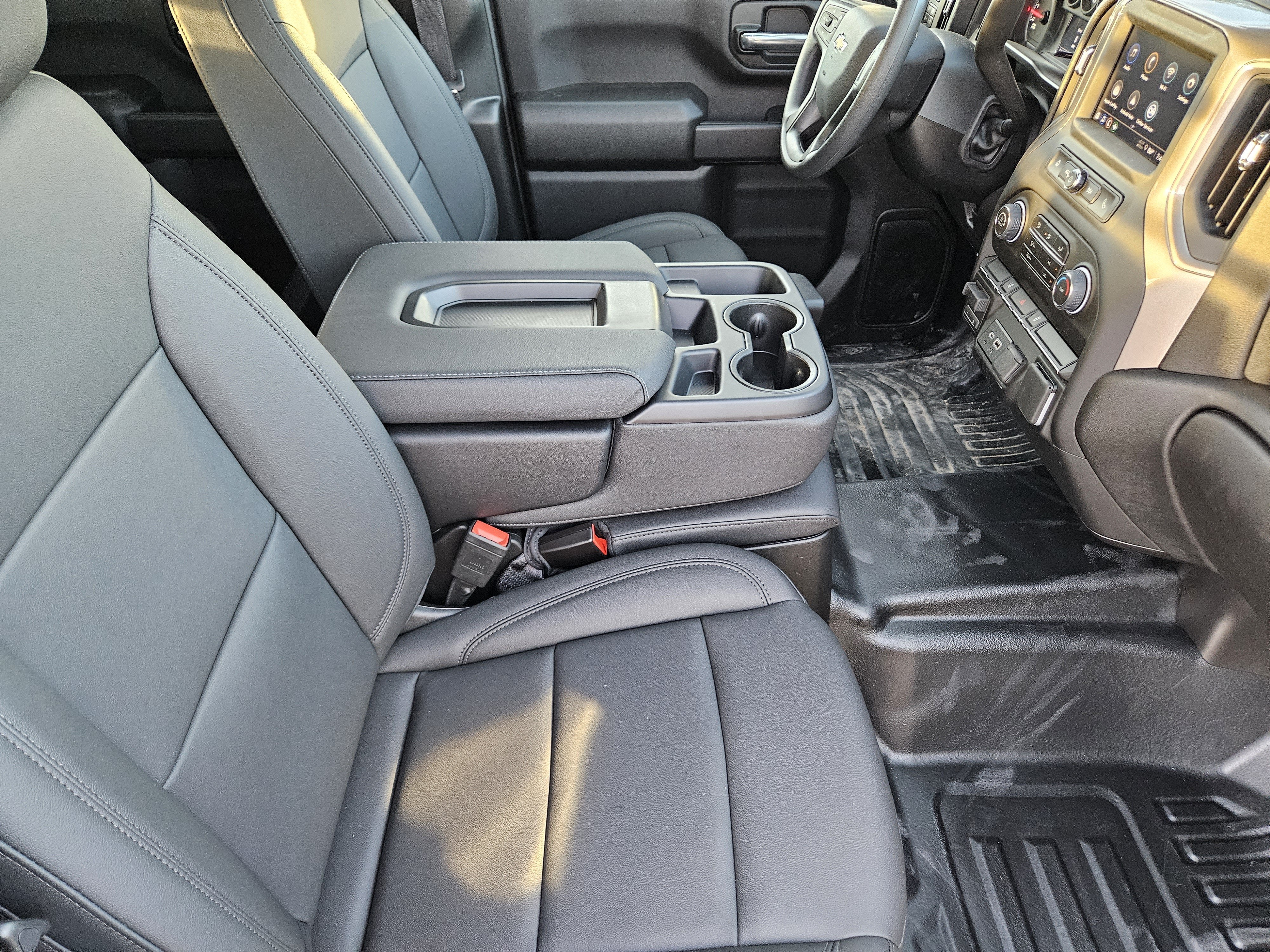 2026 Chevrolet Silverado 3500HD CC Work Truck