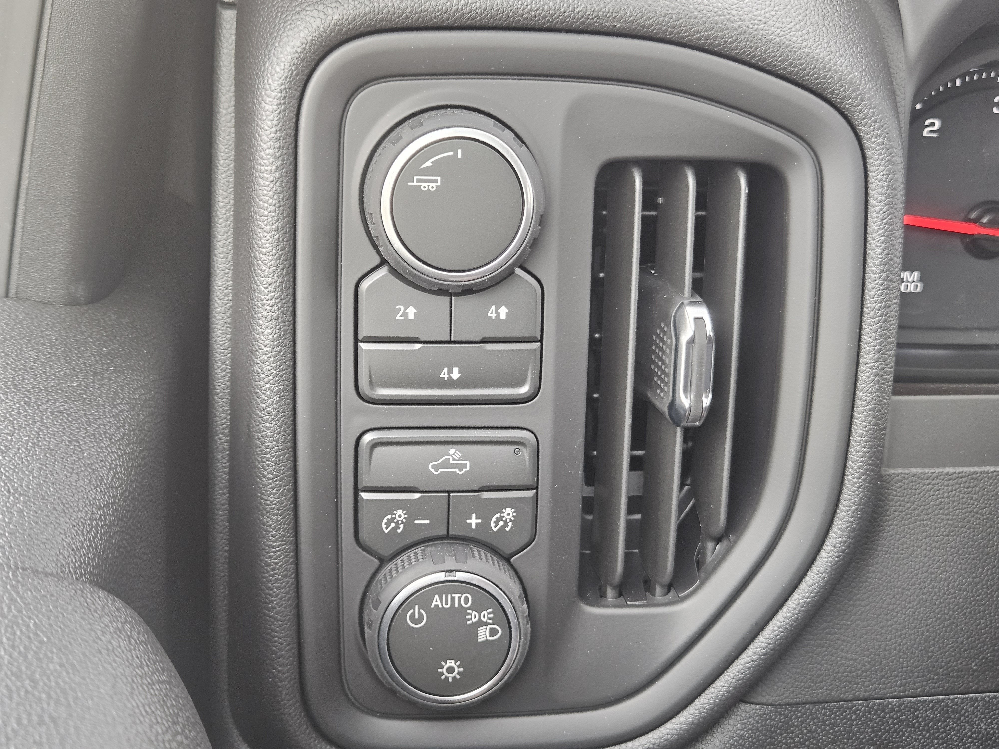 2026 Chevrolet Silverado 3500HD CC Work Truck