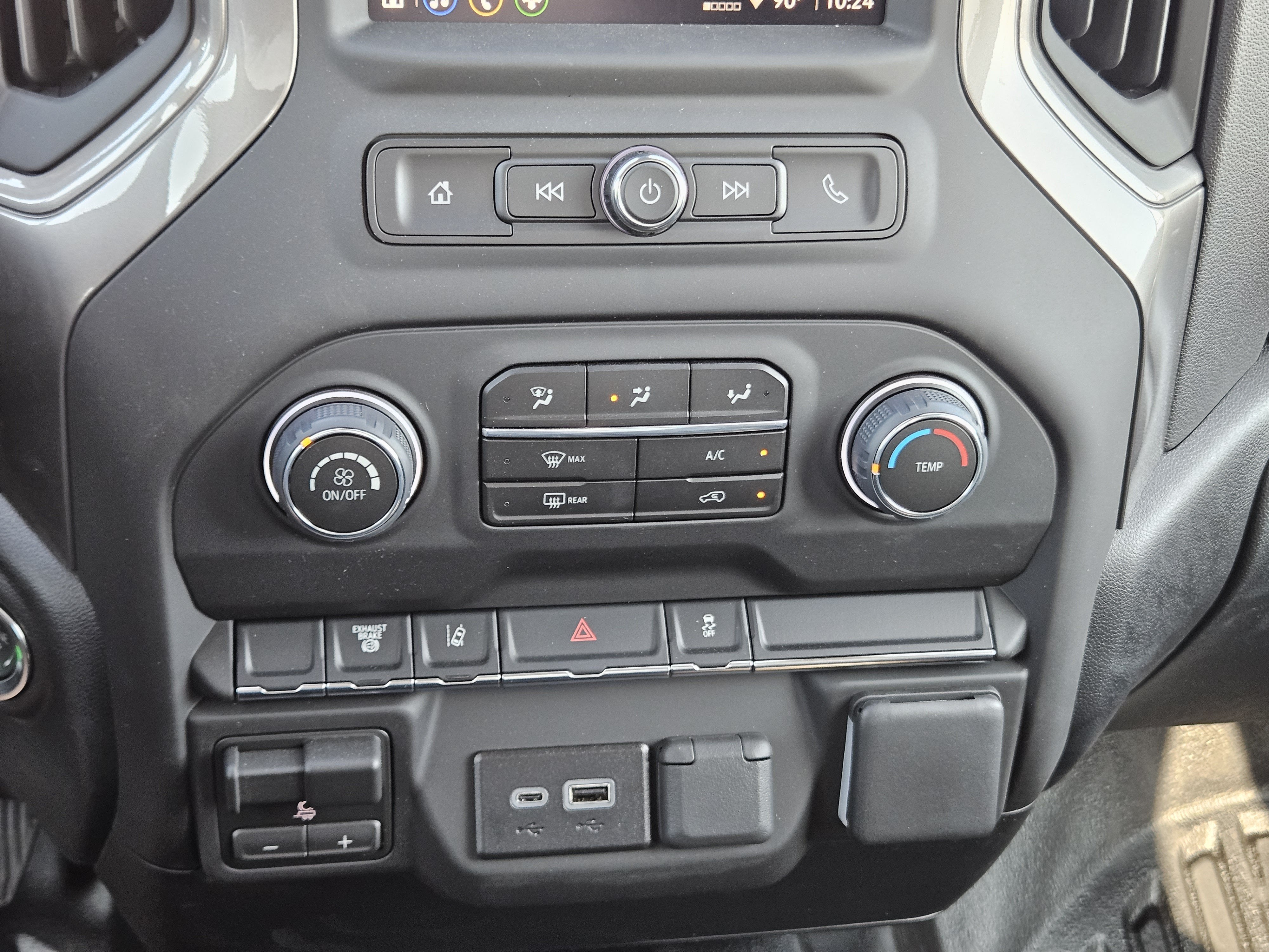 2026 Chevrolet Silverado 3500HD CC Work Truck
