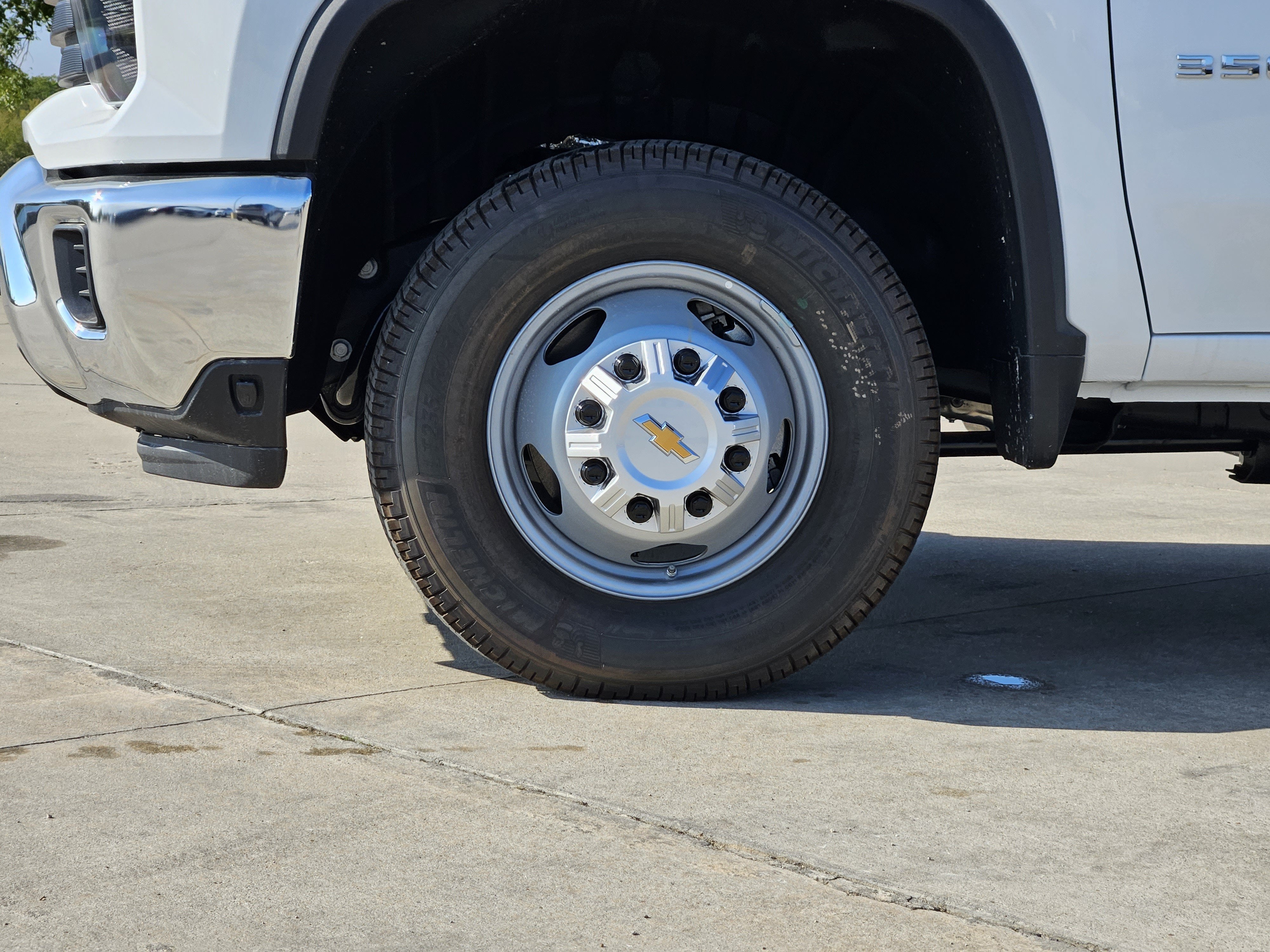 2026 Chevrolet Silverado 3500HD CC Work Truck