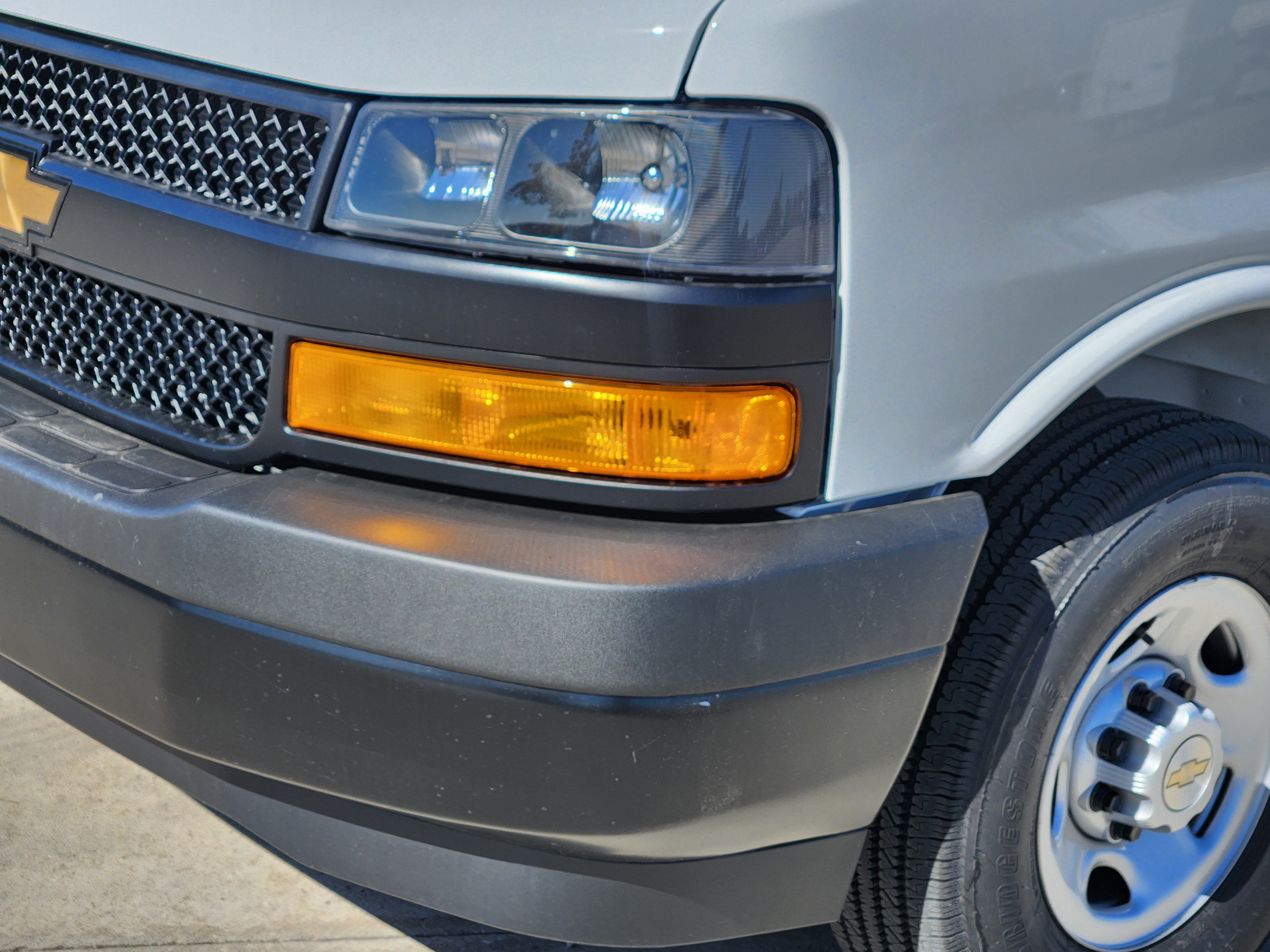 2025 Chevrolet Express Cargo Van Base
