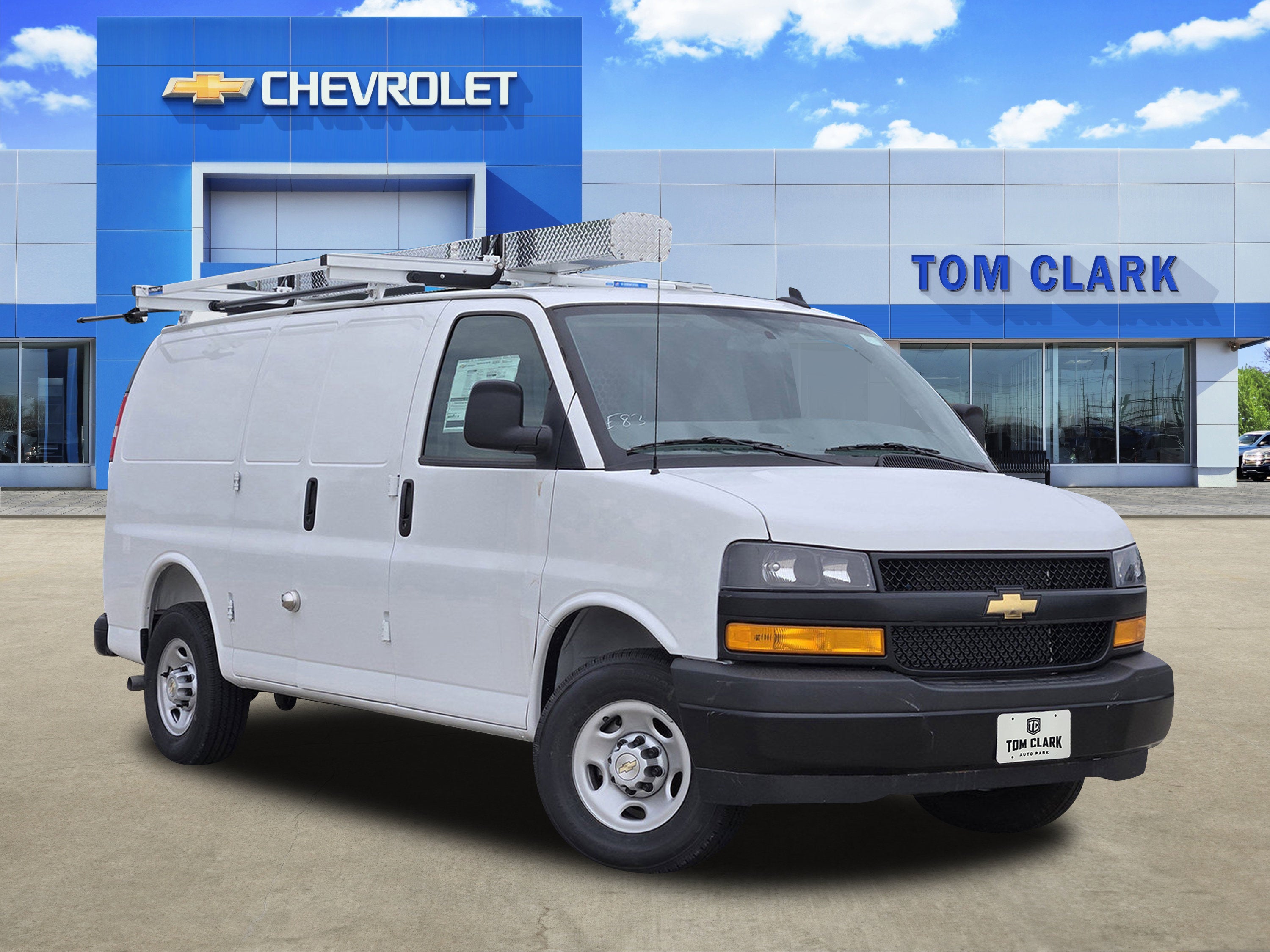 2025 Chevrolet Express Cargo Van Base