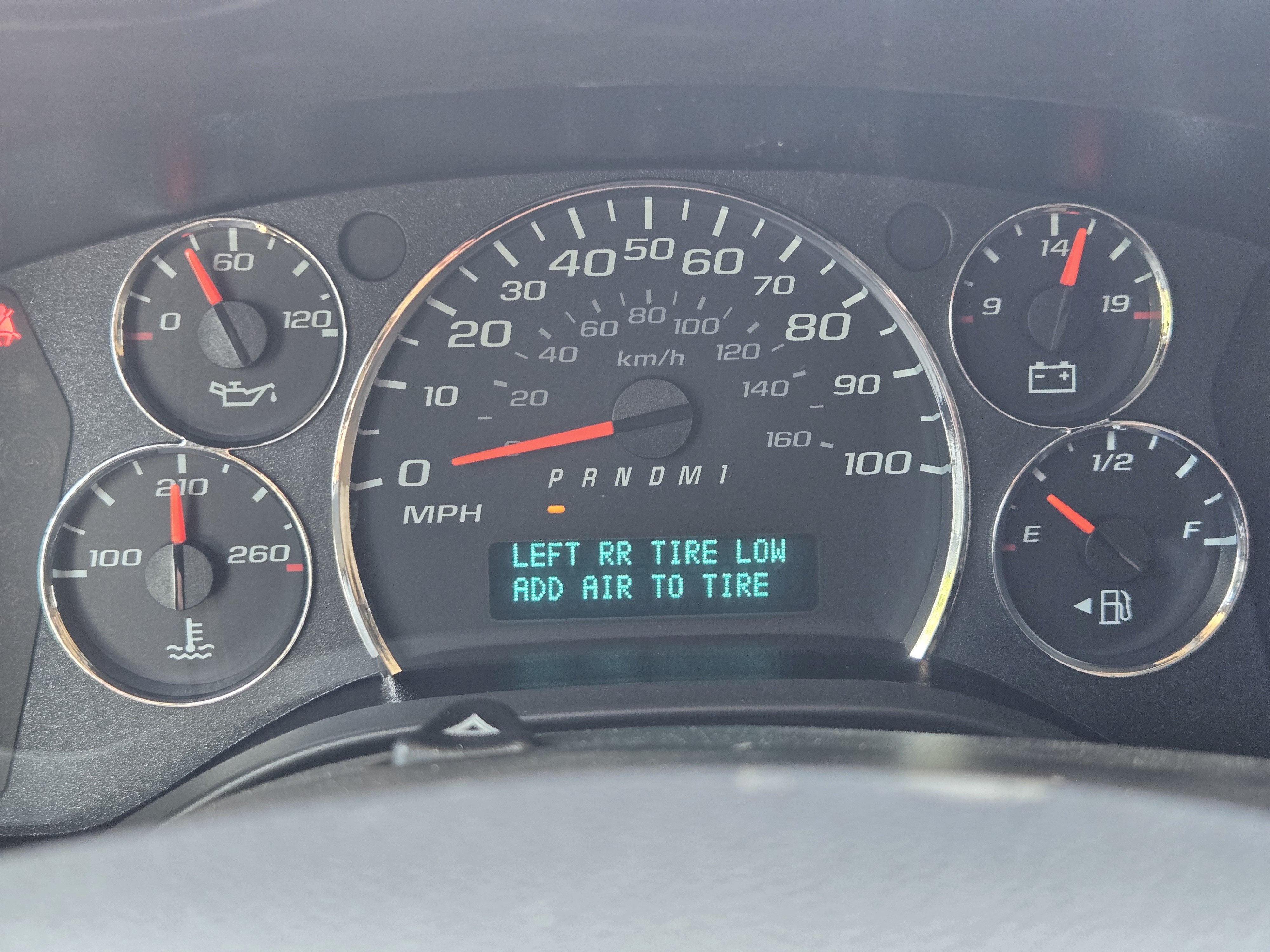 2025 Chevrolet Express Cargo Van Base