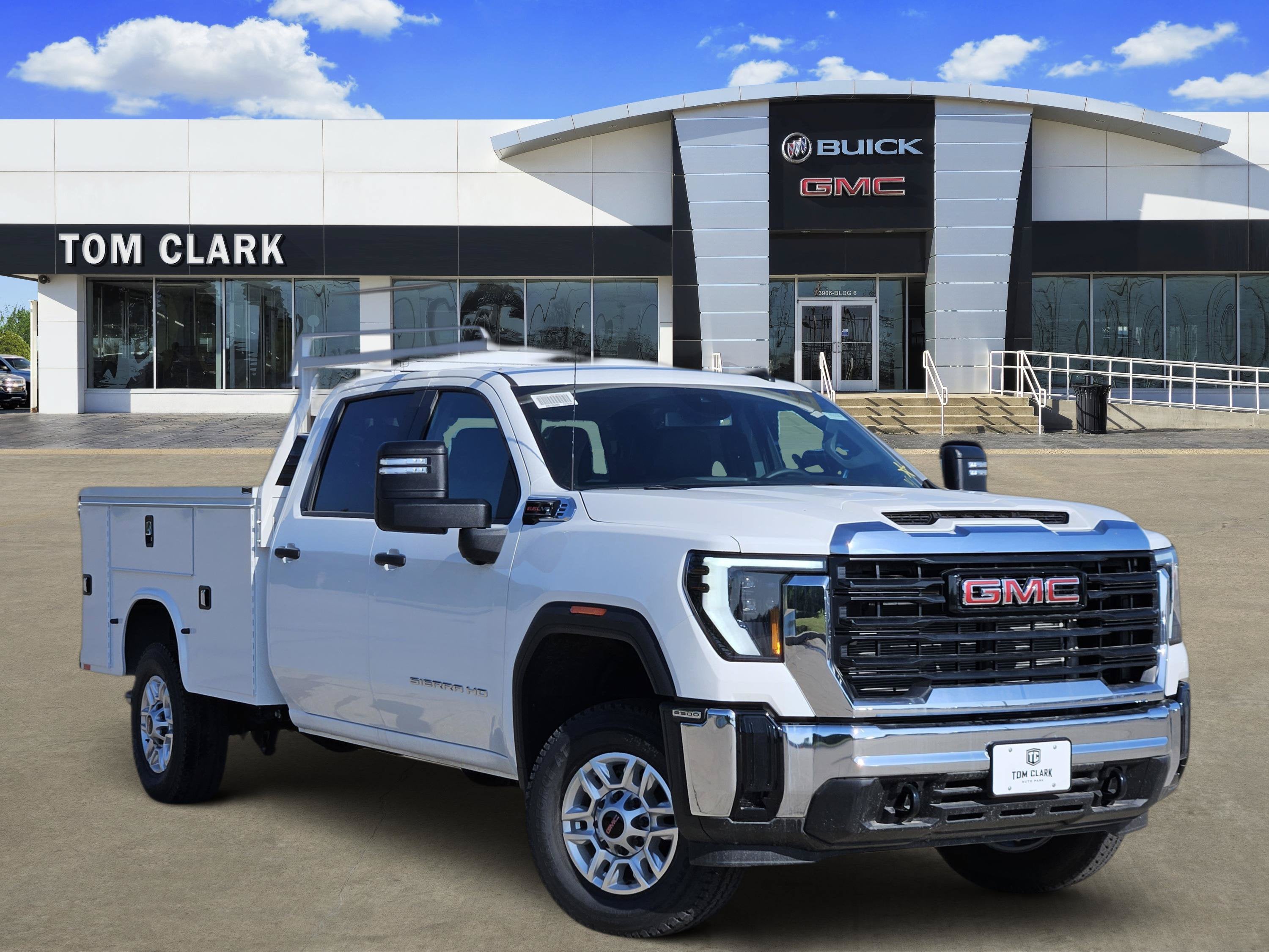 2026 GMC Sierra 2500HD Pro