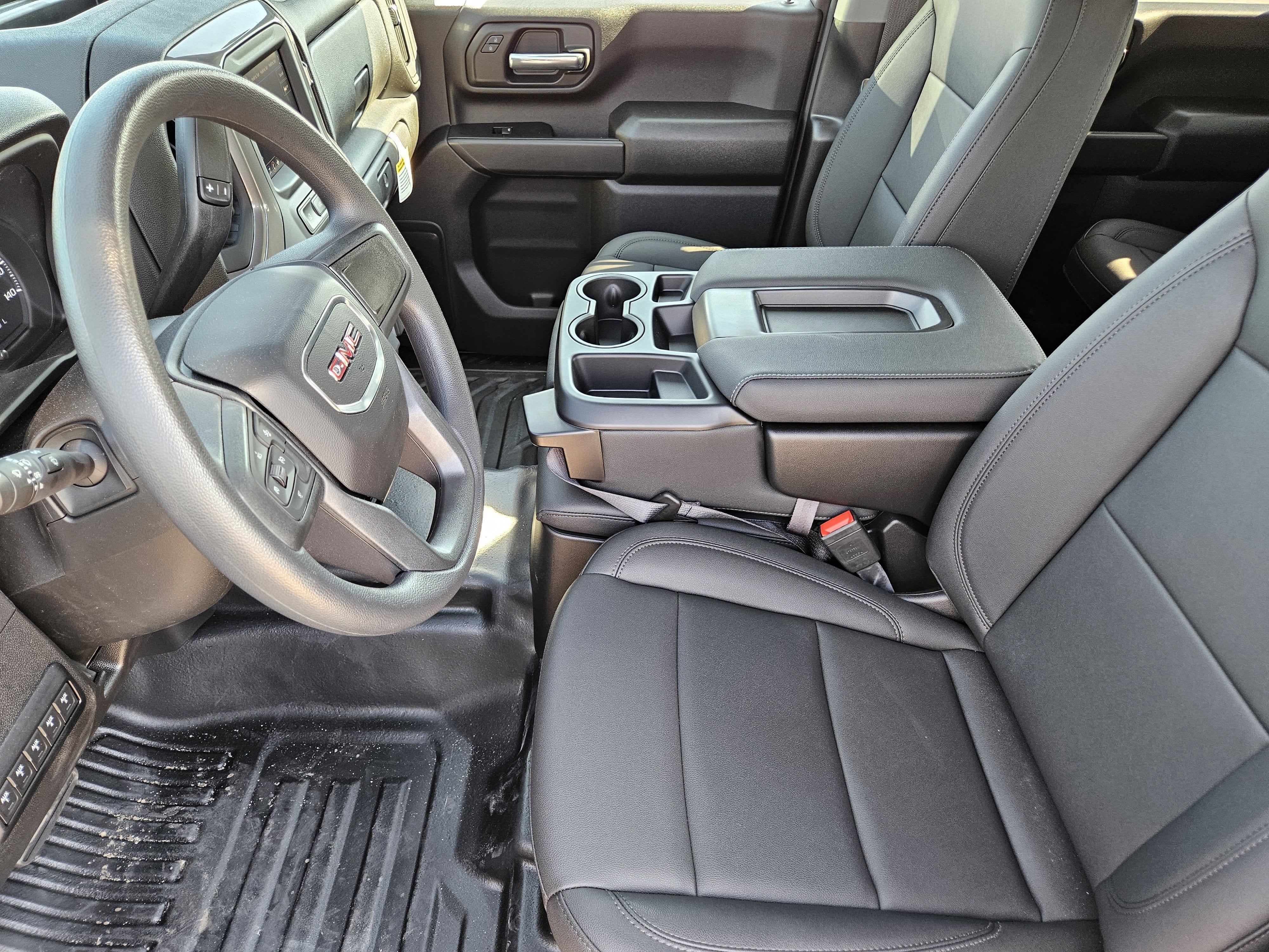 2026 GMC Sierra 2500HD Pro