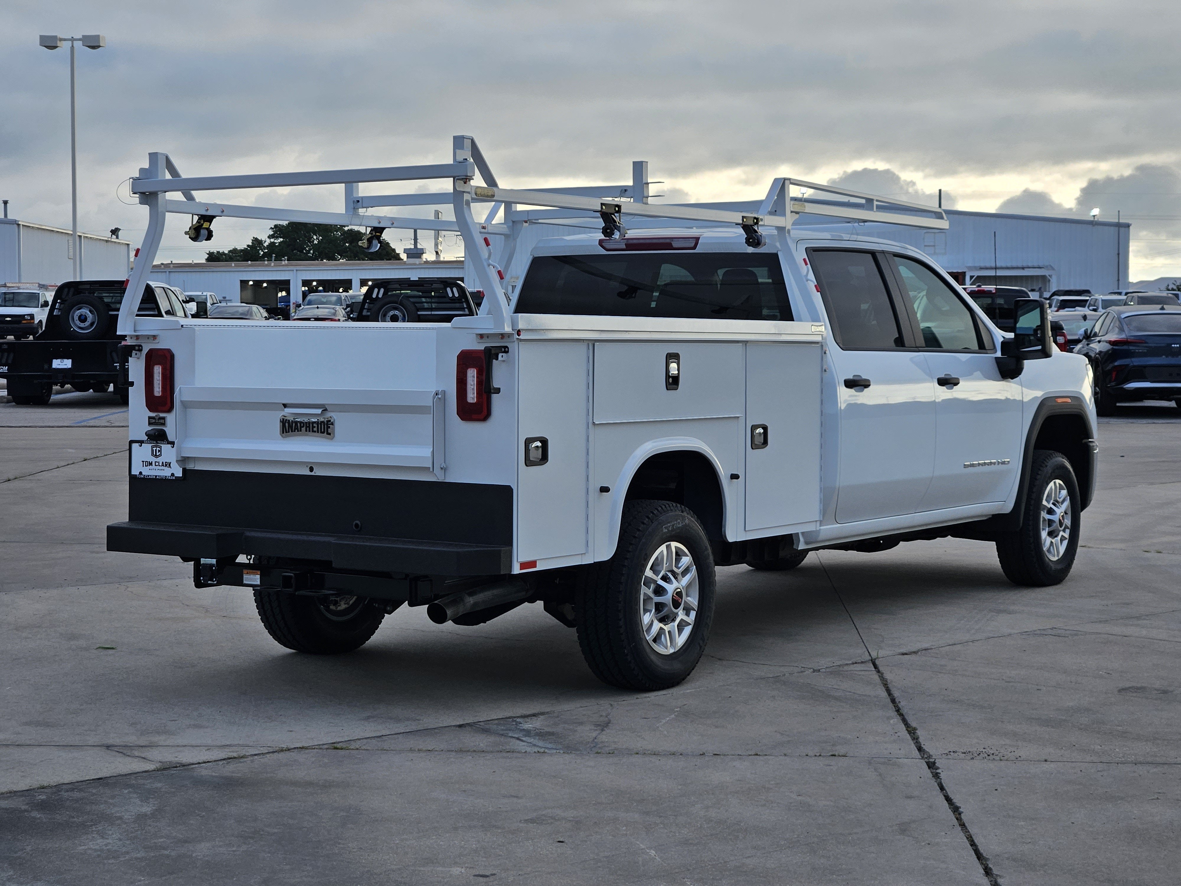 2026 GMC Sierra 2500HD Pro