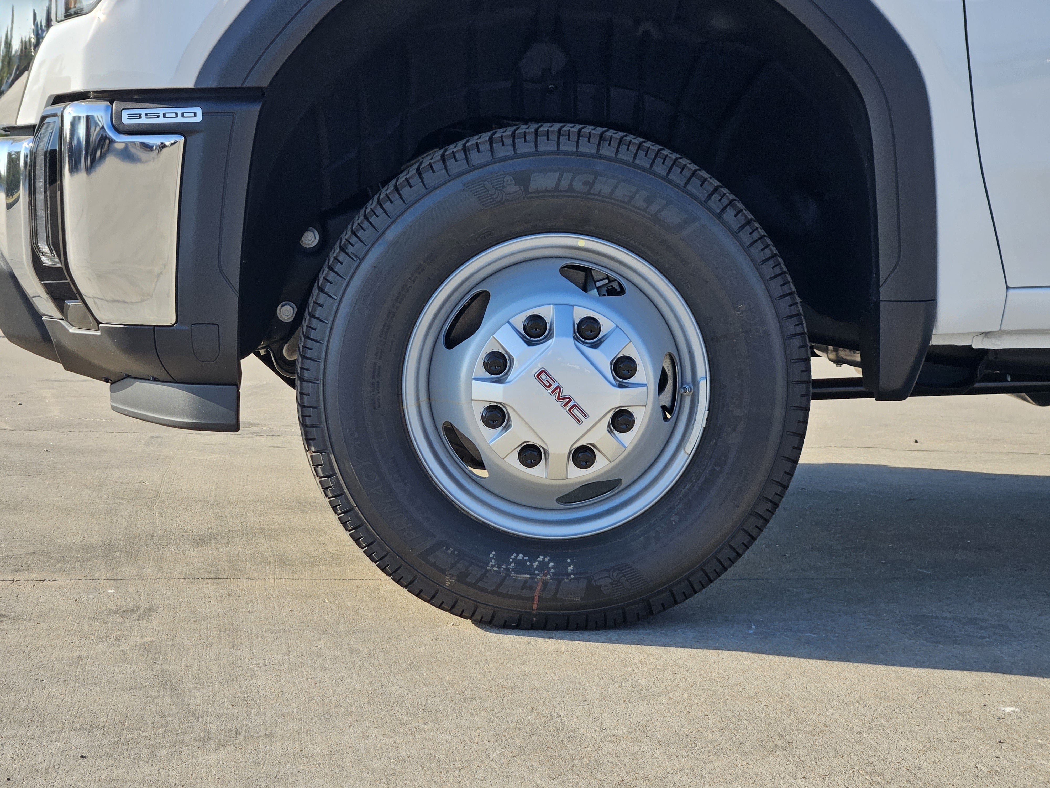 2026 GMC Sierra 3500HD CC Pro