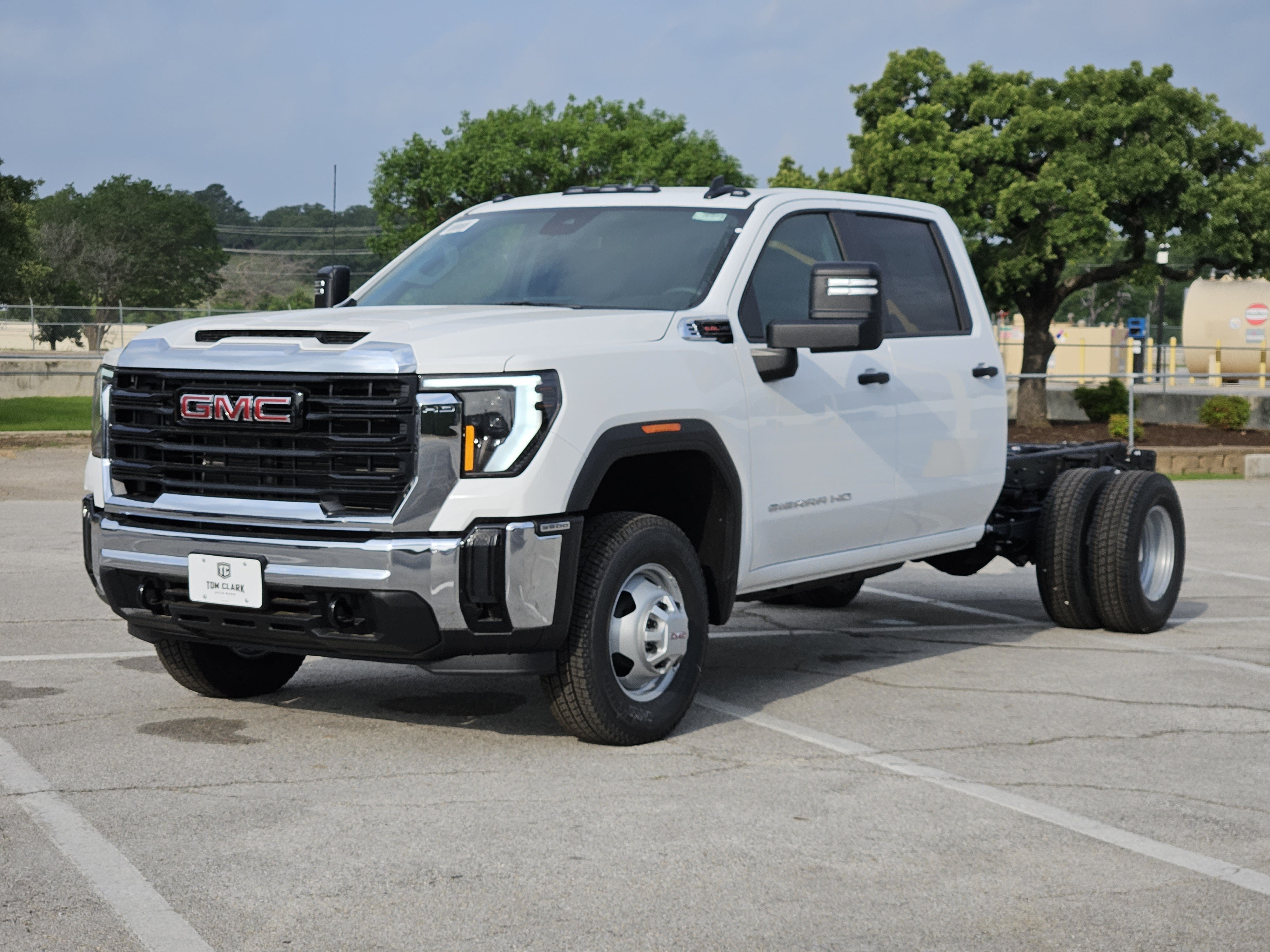2026 GMC Sierra 3500HD CC Pro