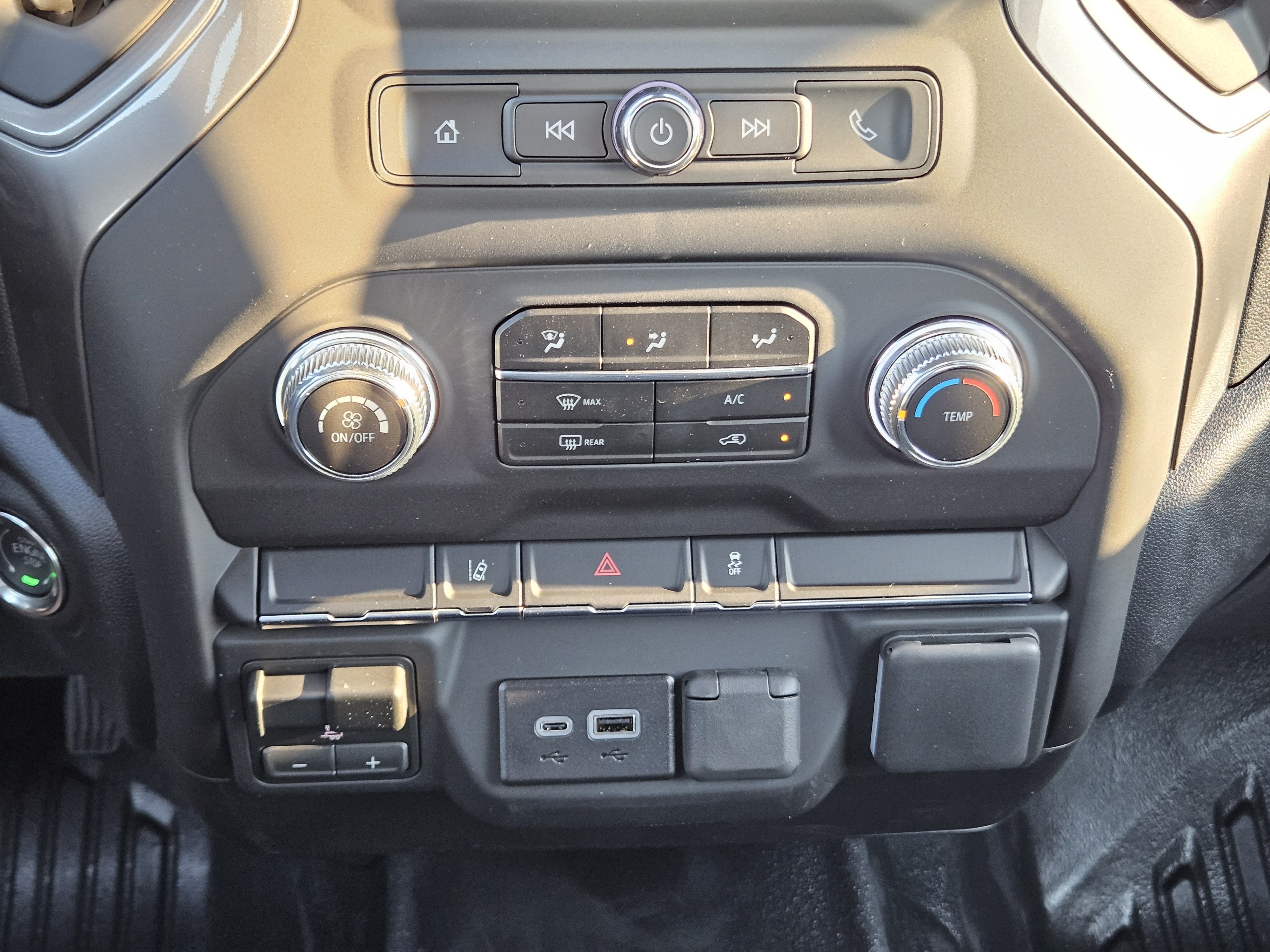 2026 GMC Sierra 3500HD CC Pro