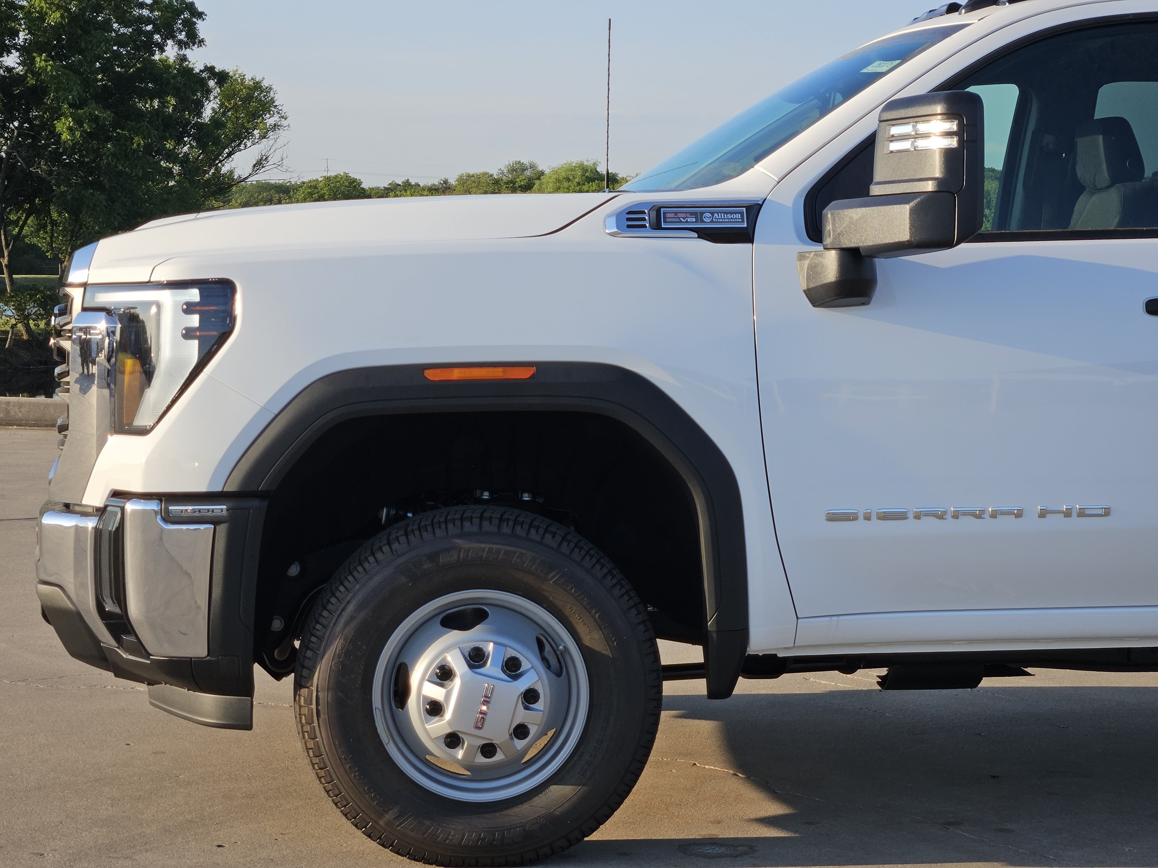 2026 GMC Sierra 3500HD CC Pro