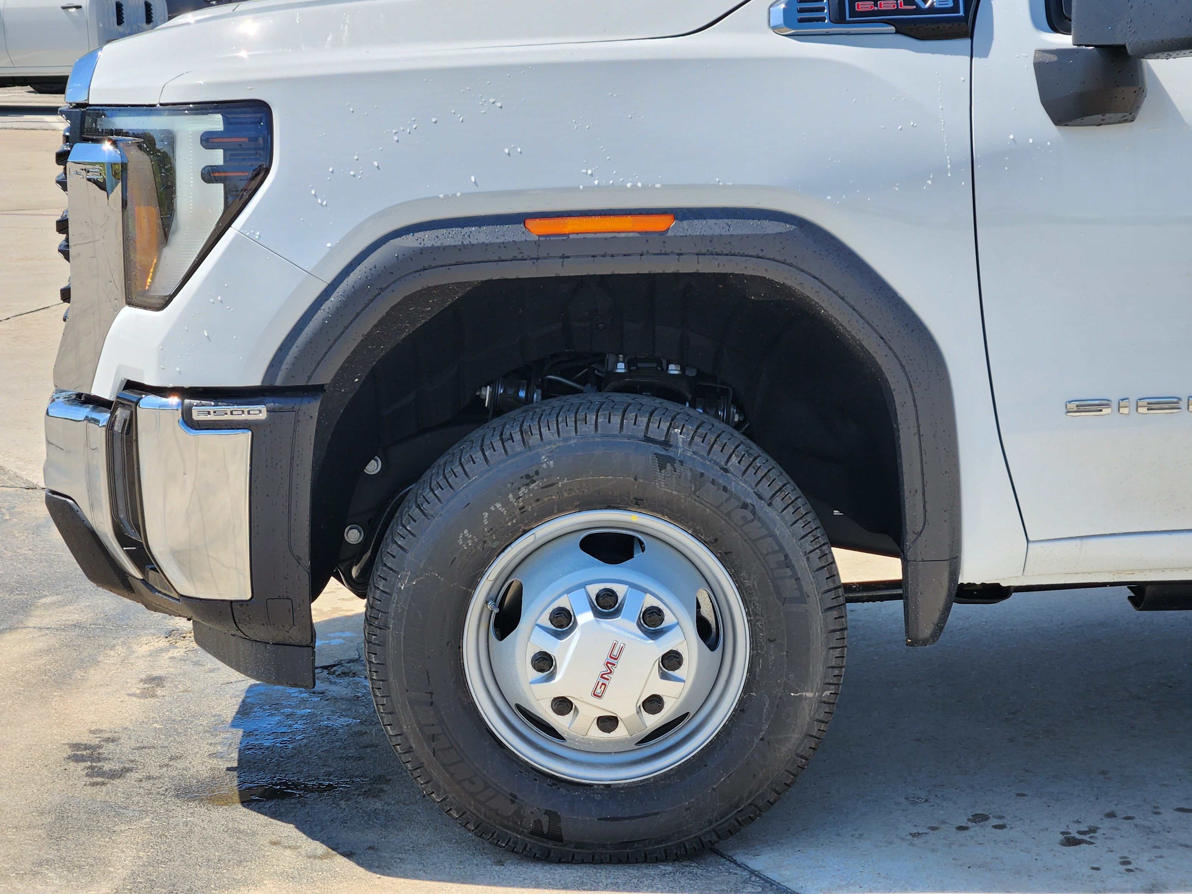2026 GMC Sierra 3500HD CC Pro