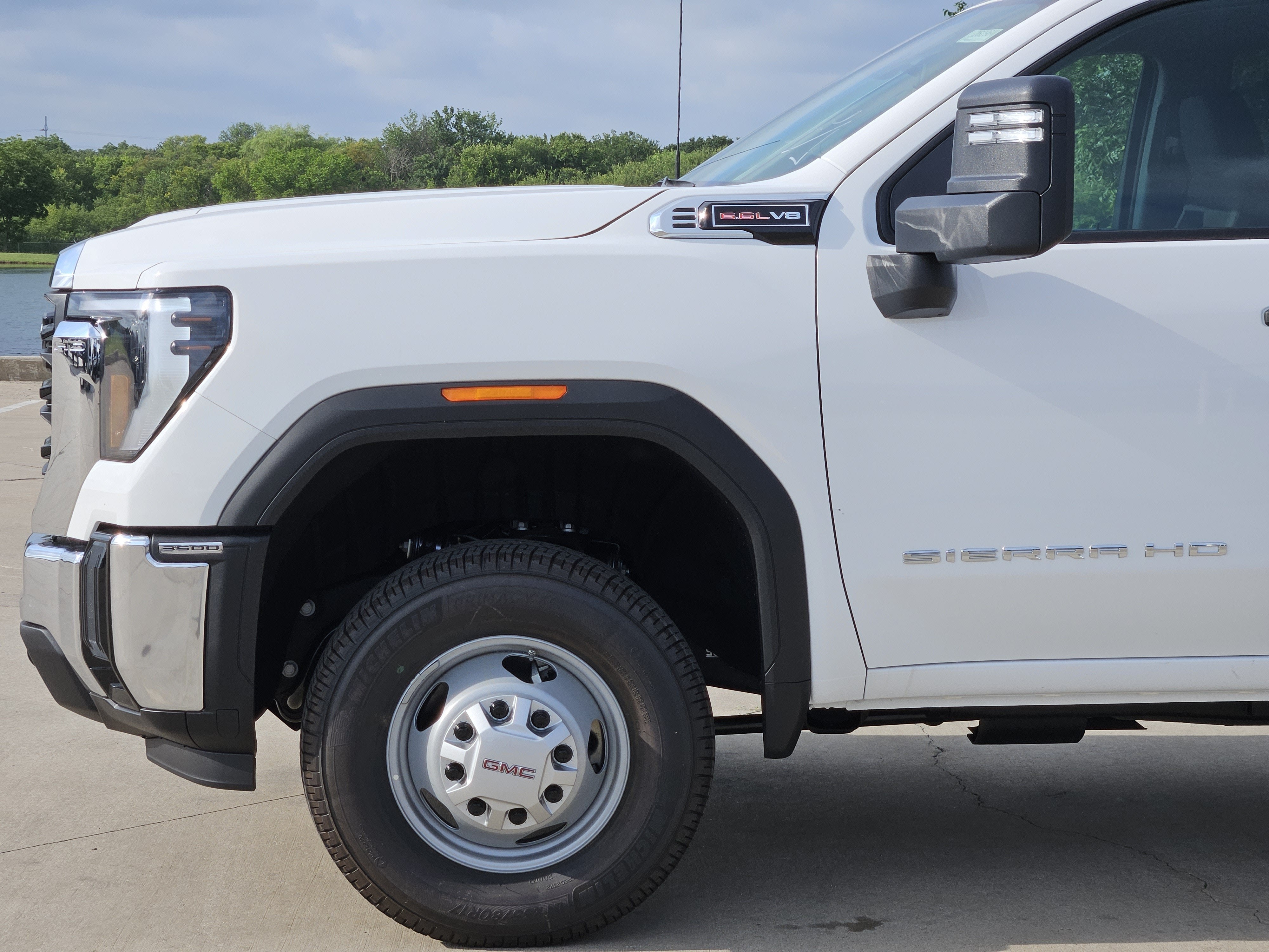 2026 GMC Sierra 3500HD CC Pro