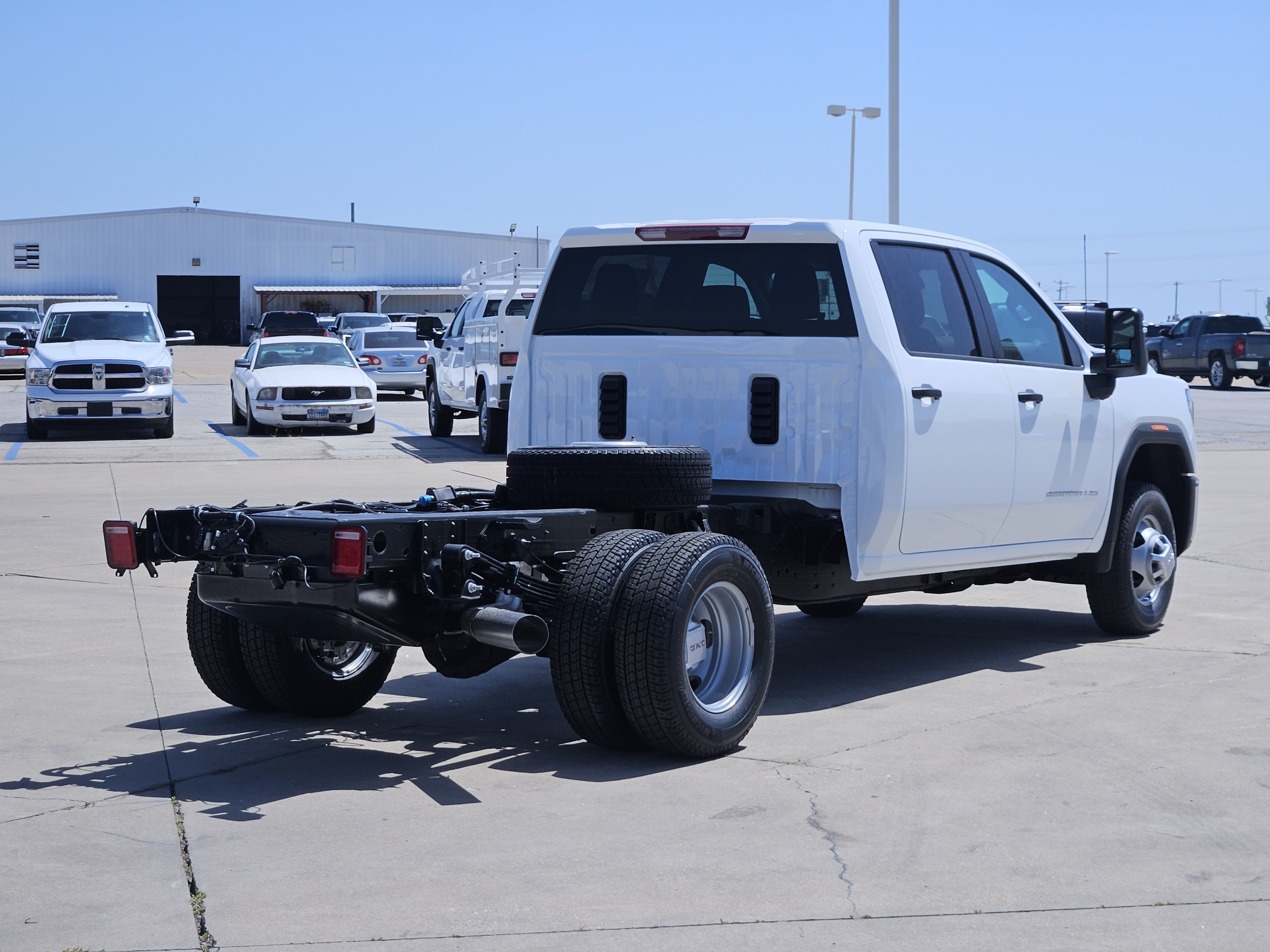 2026 GMC Sierra 3500HD CC Pro