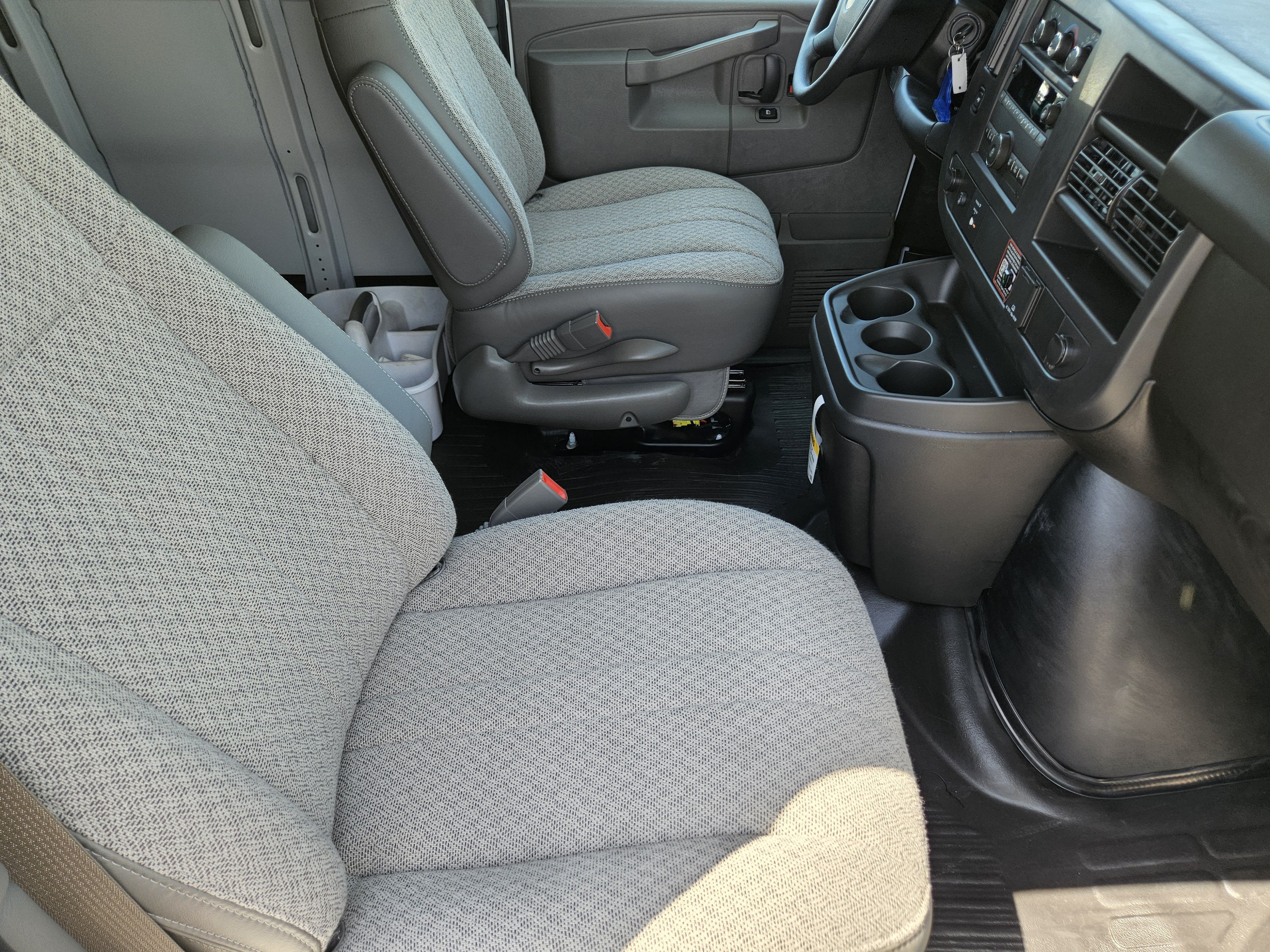 2026 GMC Savana Cargo Van Base