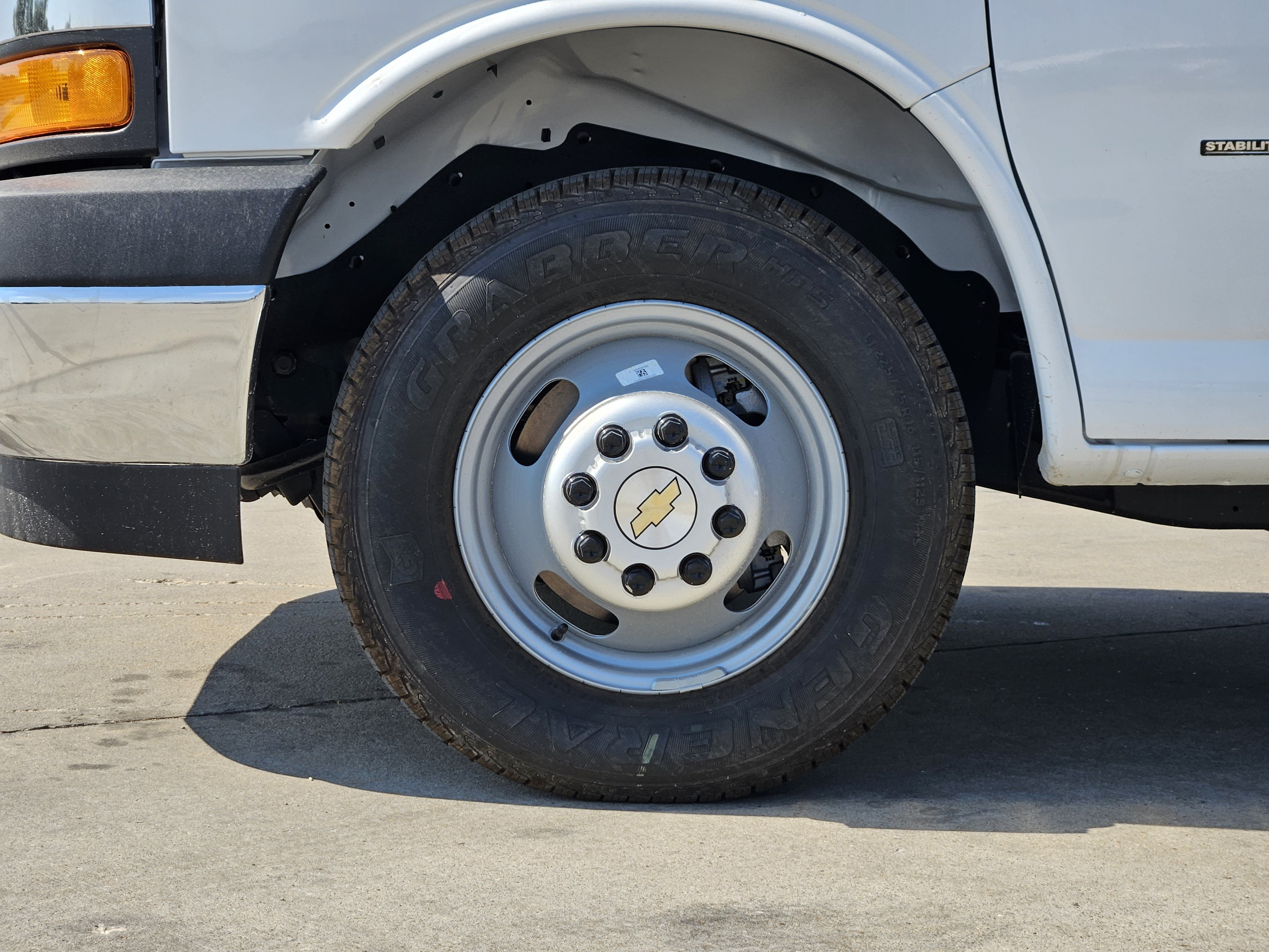 2026 Chevrolet Express Commercial Cutaway Base