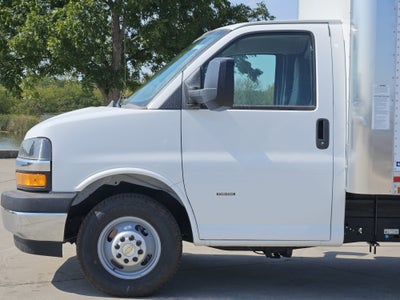 2026 Chevrolet Express Commercial Cutaway Base