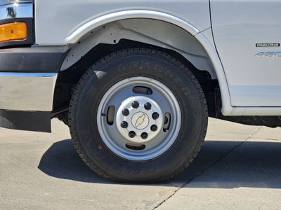 2026 Chevrolet Express Commercial Cutaway Base