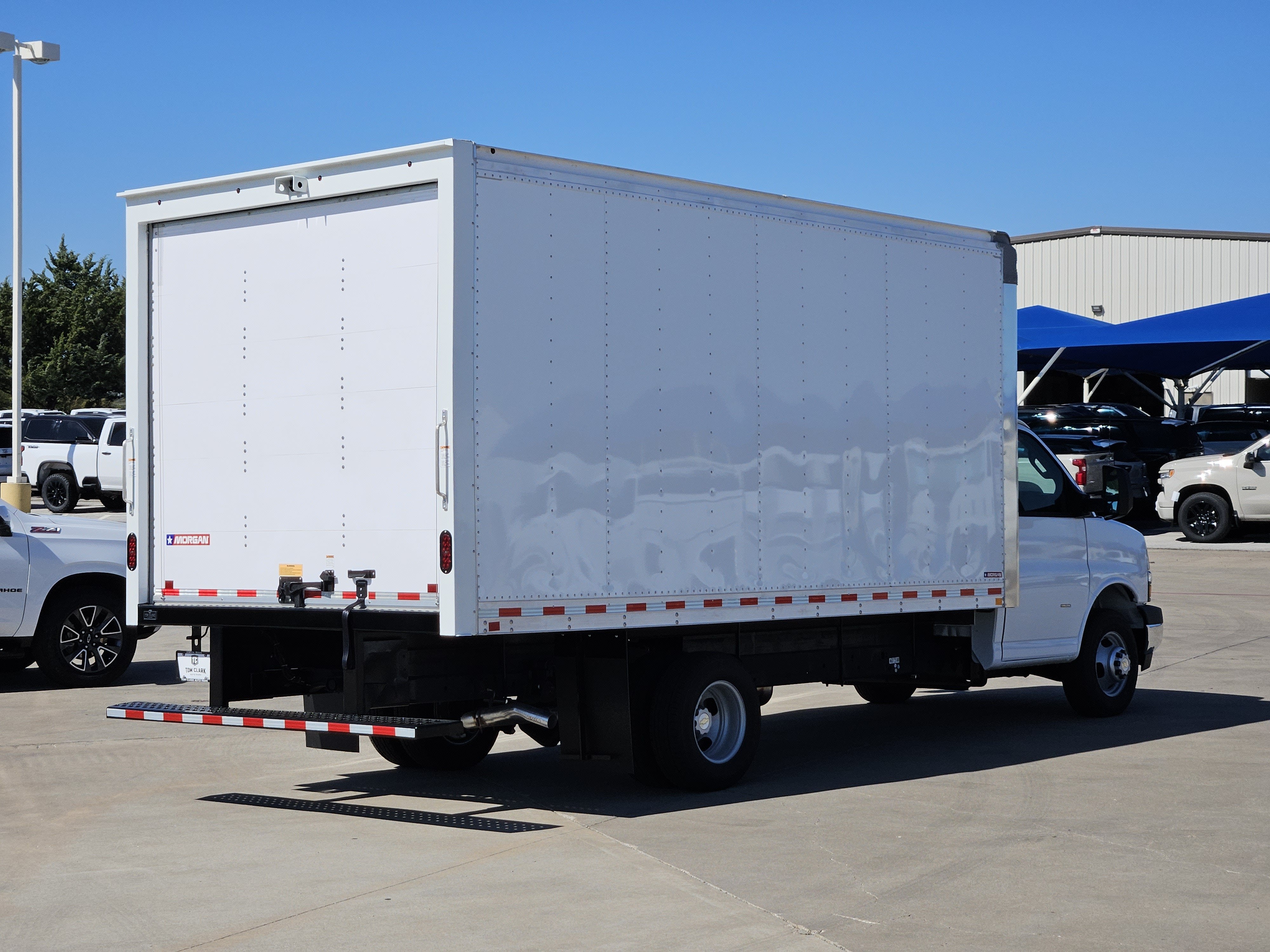 2026 Chevrolet Express Commercial Cutaway Base