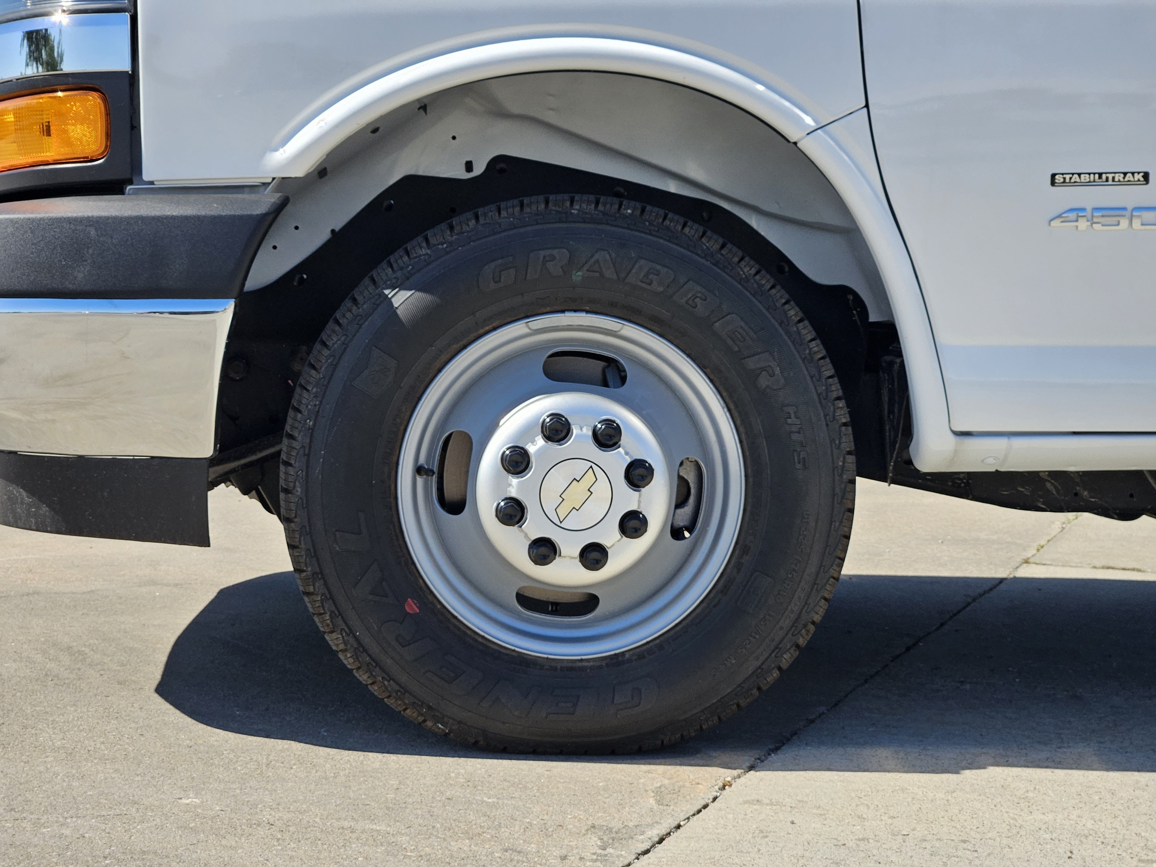 2026 Chevrolet Express Commercial Cutaway Base