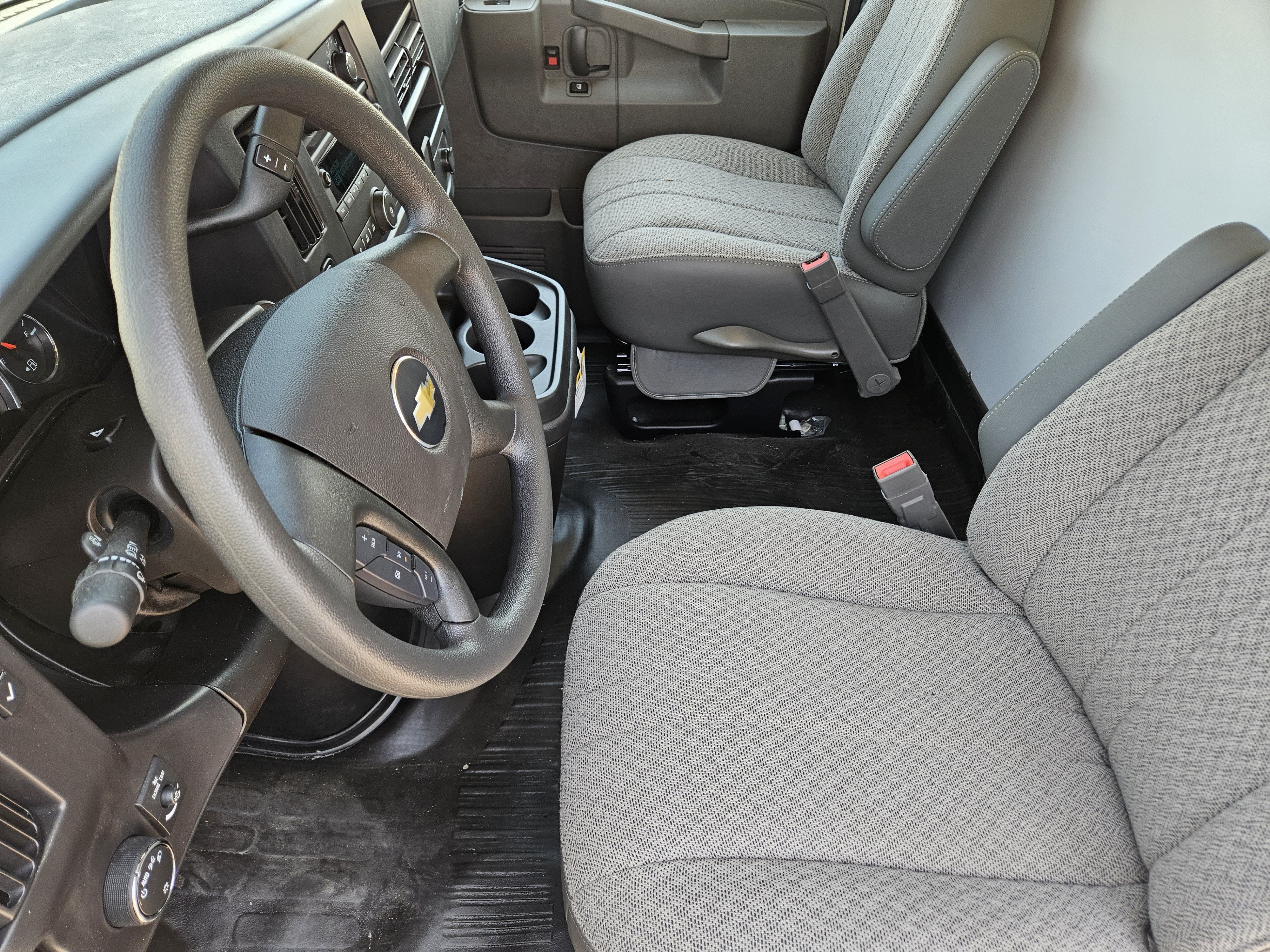 2026 Chevrolet Express Commercial Cutaway Base