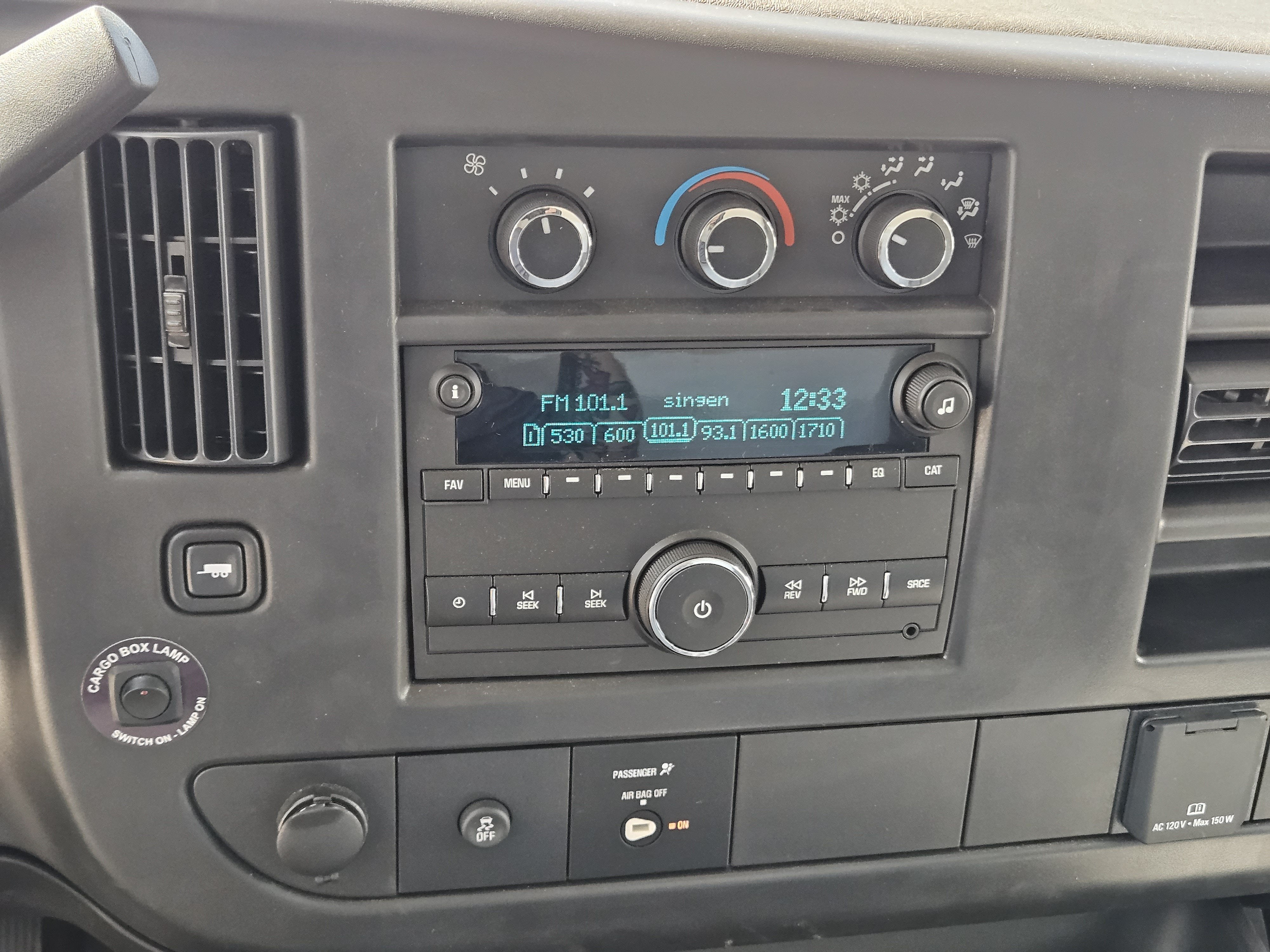 2026 Chevrolet Express Commercial Cutaway Base
