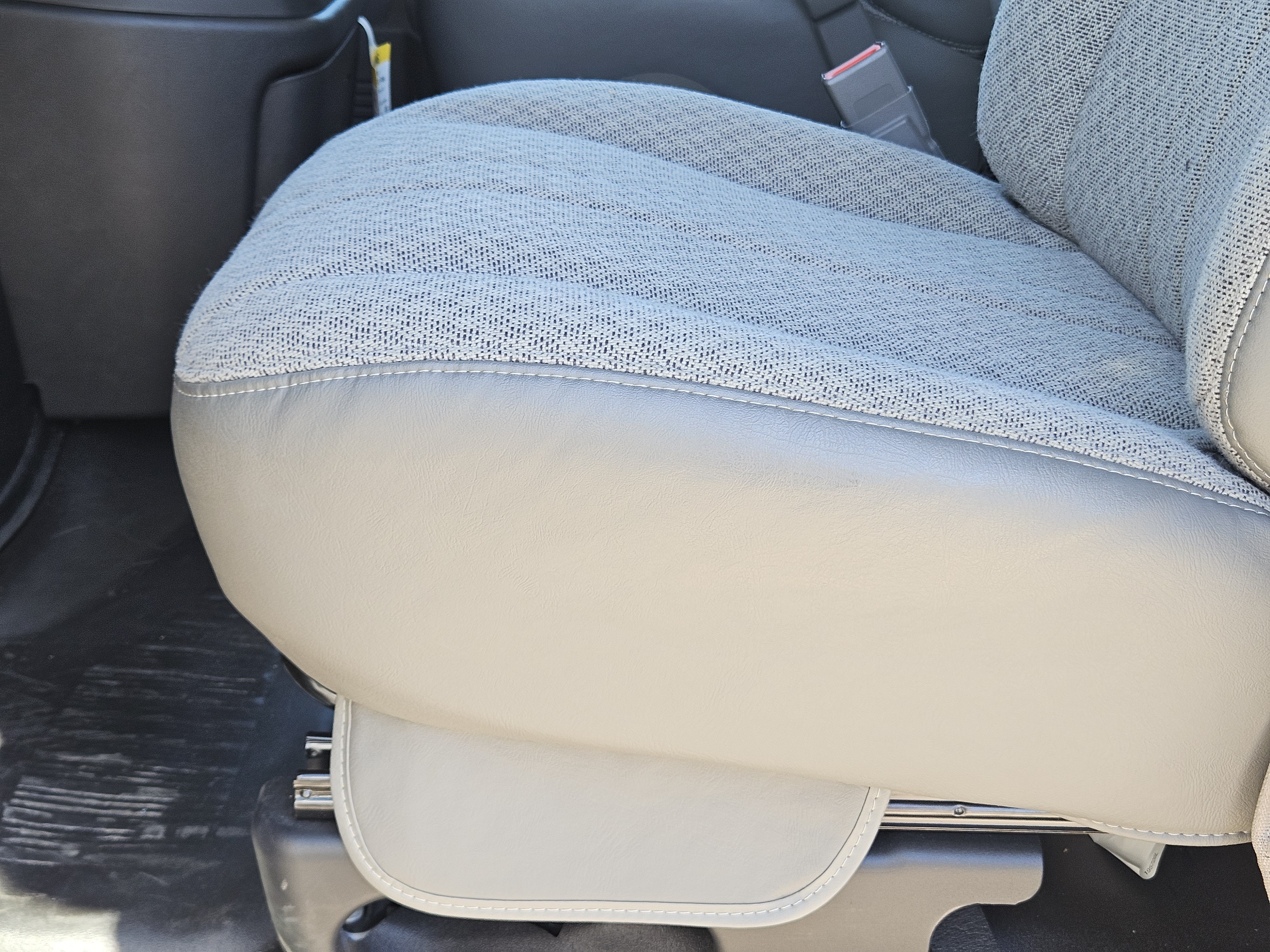 2026 Chevrolet Express Commercial Cutaway Base