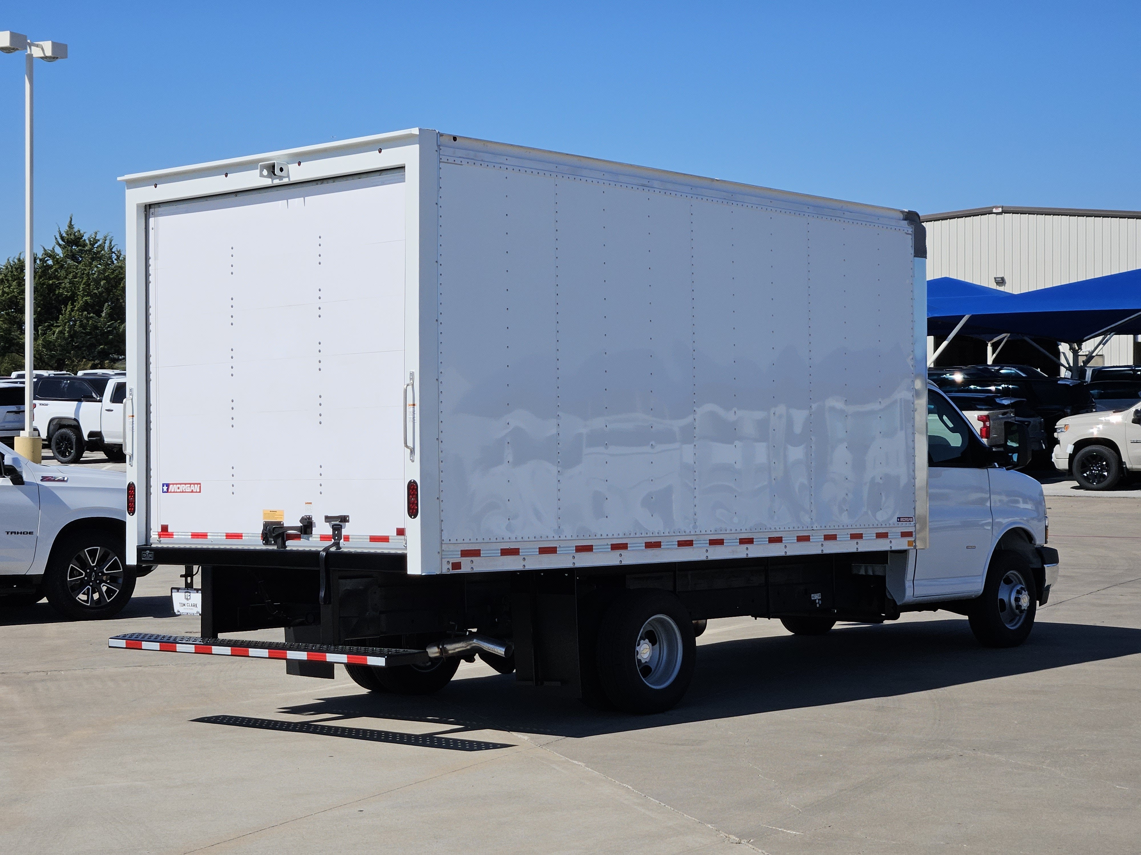 2026 Chevrolet Express Commercial Cutaway Base
