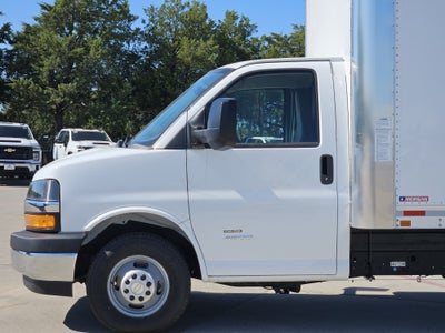 2026 Chevrolet Express Commercial Cutaway Base