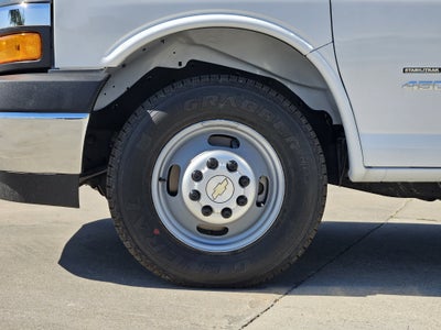 2026 Chevrolet Express Commercial Cutaway Base