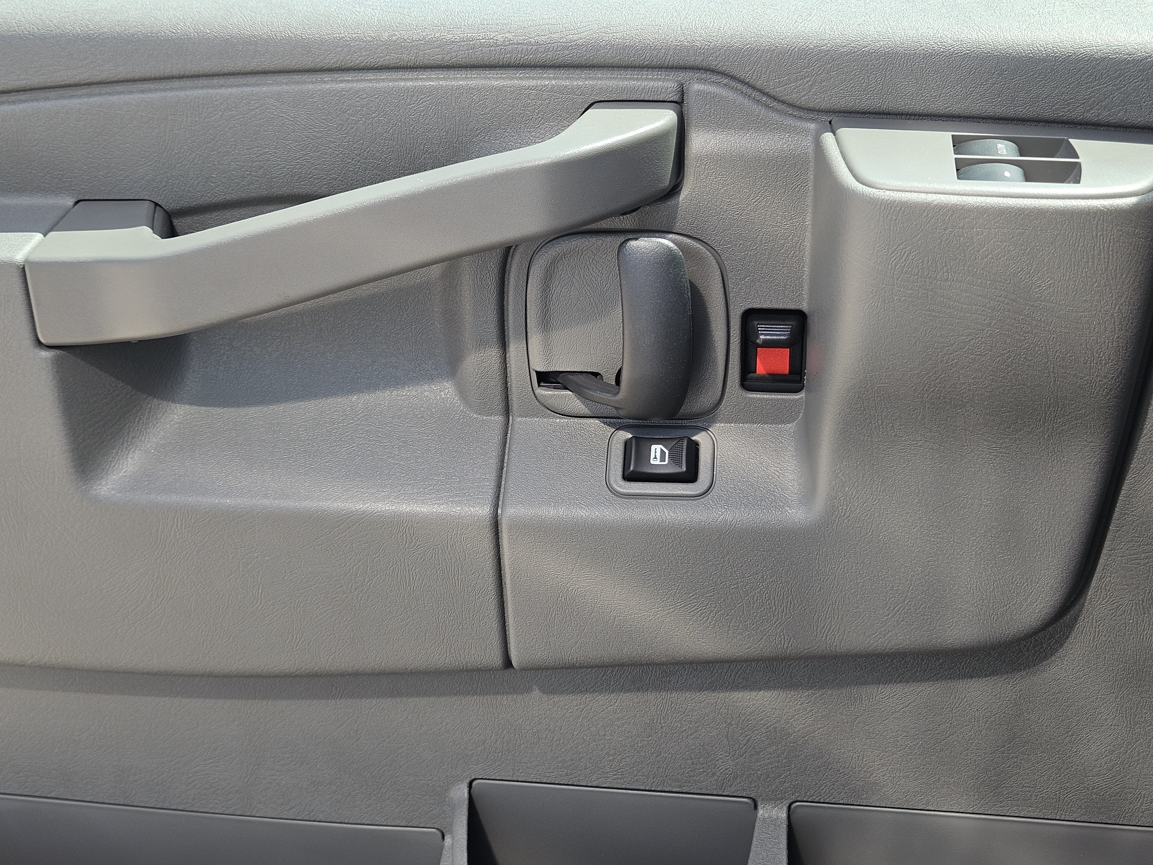 2026 Chevrolet Express Commercial Cutaway Base