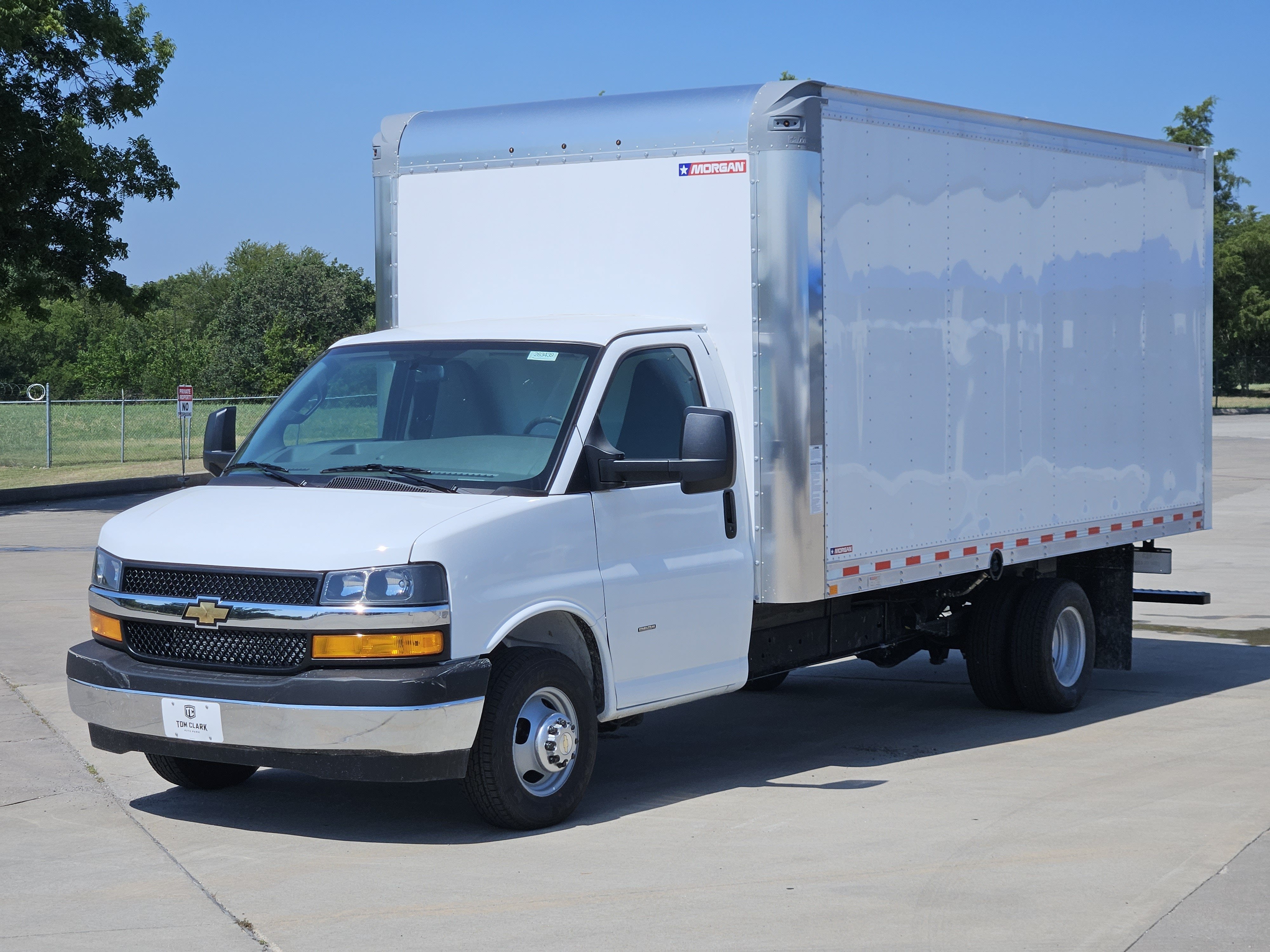 2026 Chevrolet Express Commercial Cutaway Base