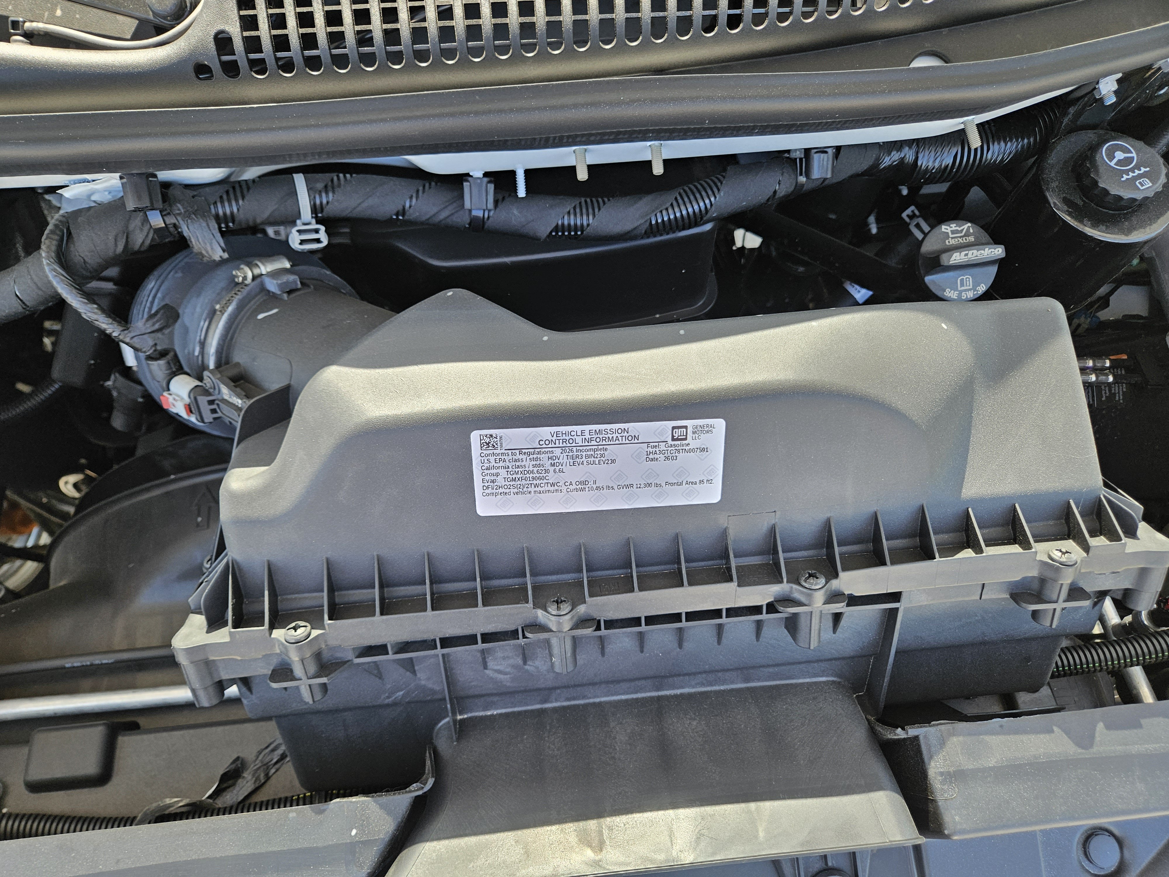 2026 Chevrolet Express Commercial Cutaway Base