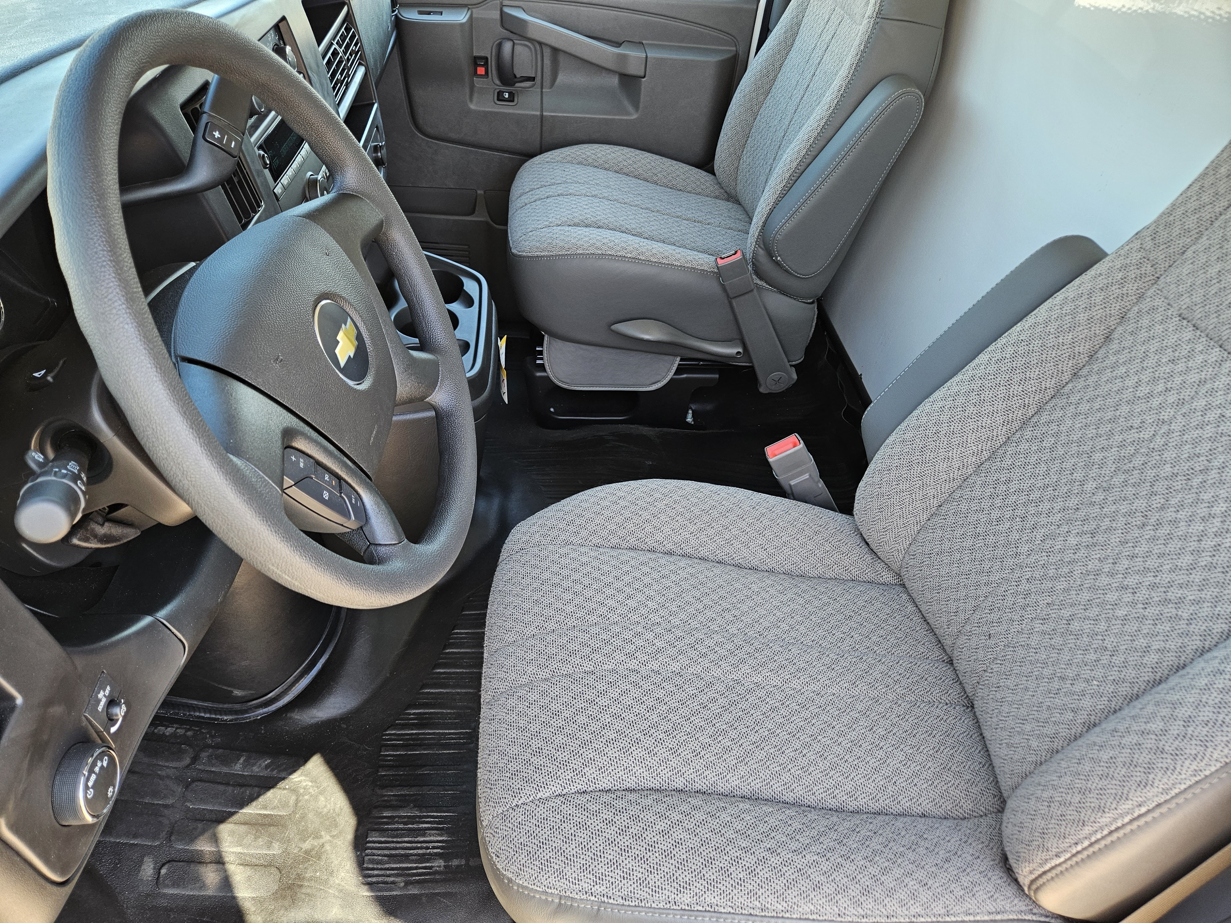 2026 Chevrolet Express Commercial Cutaway Base