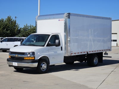 2026 Chevrolet Express Commercial Cutaway Base