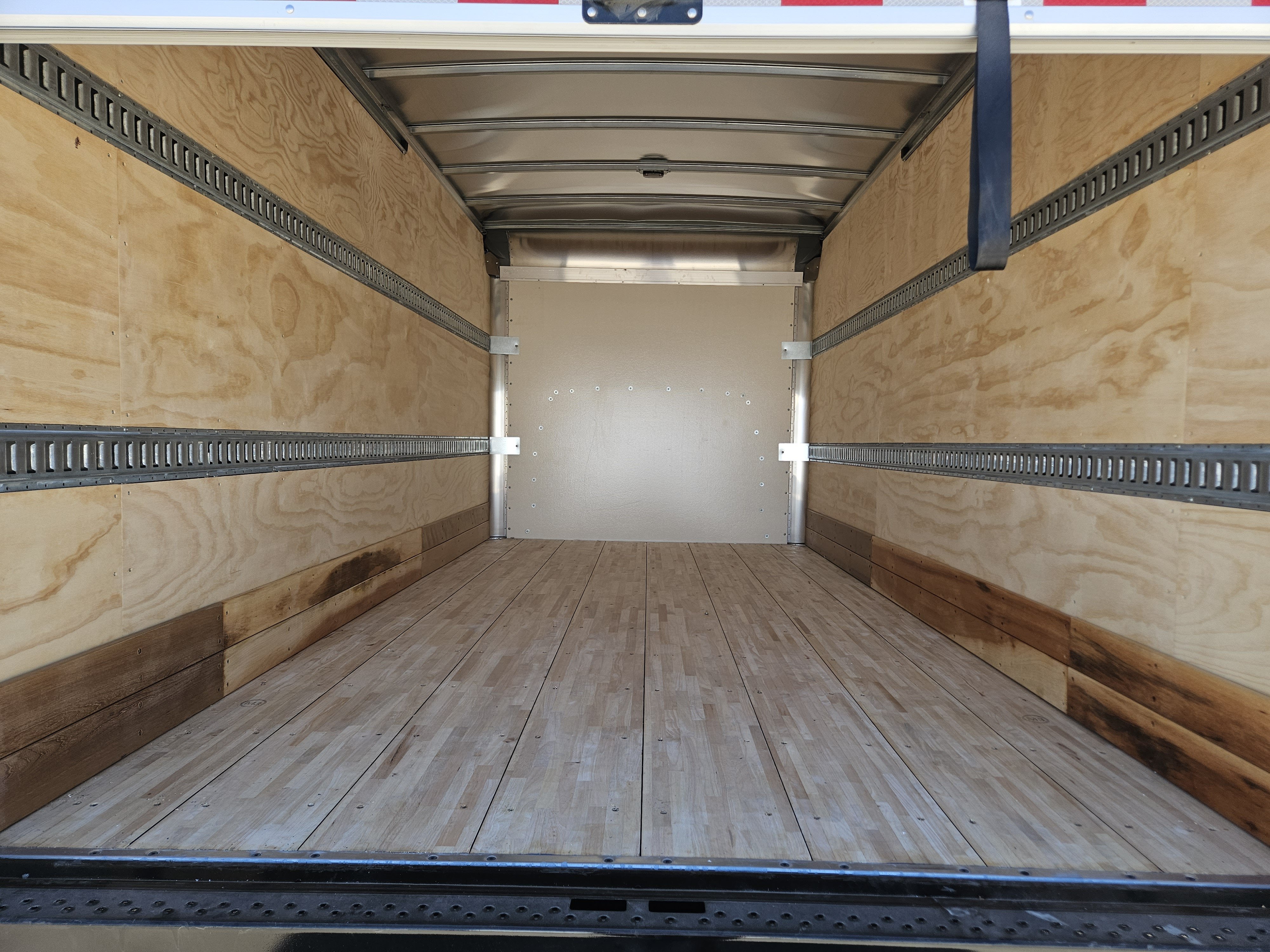 2026 Chevrolet Express Commercial Cutaway Base