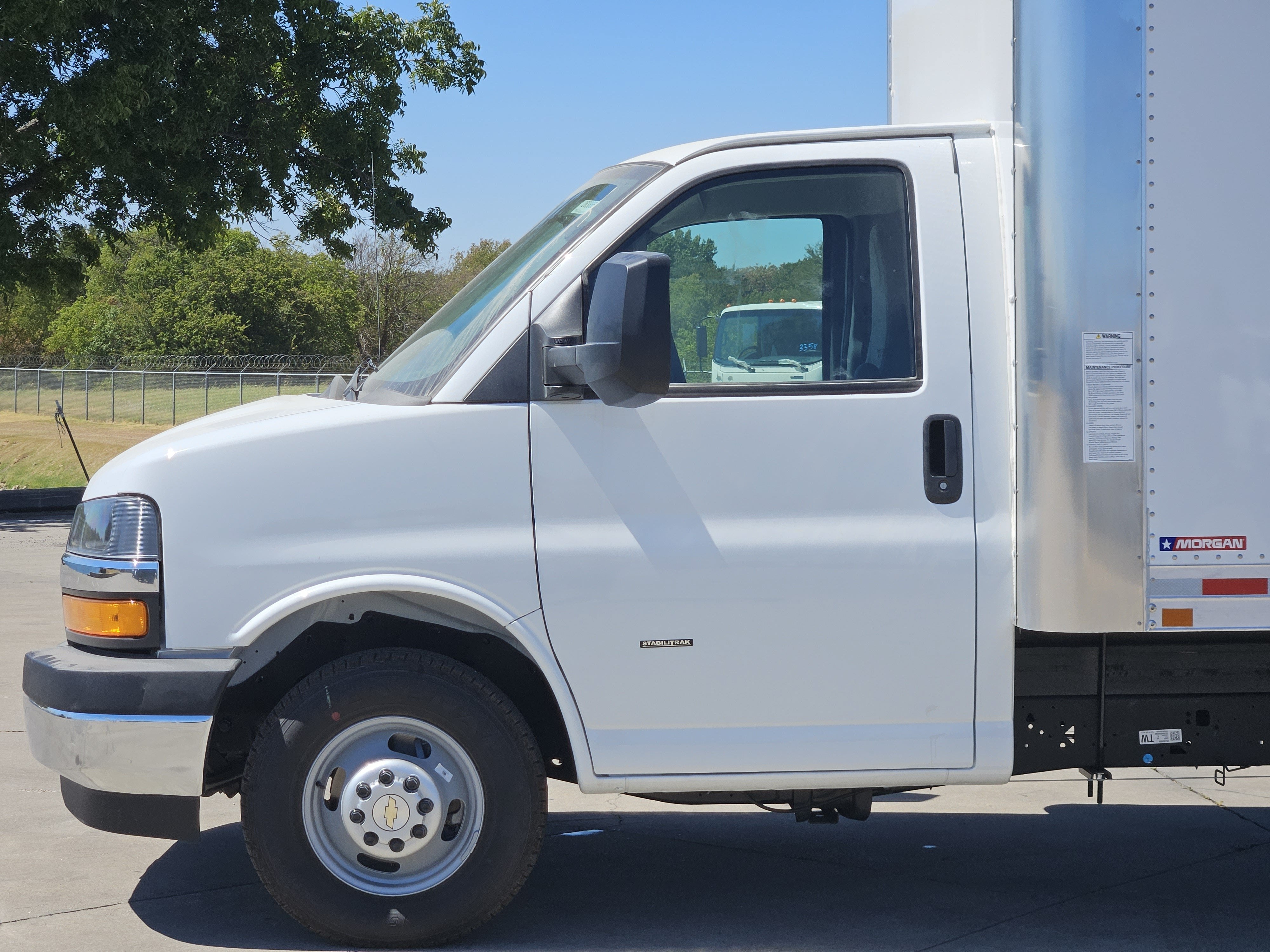 2026 Chevrolet Express Commercial Cutaway Base