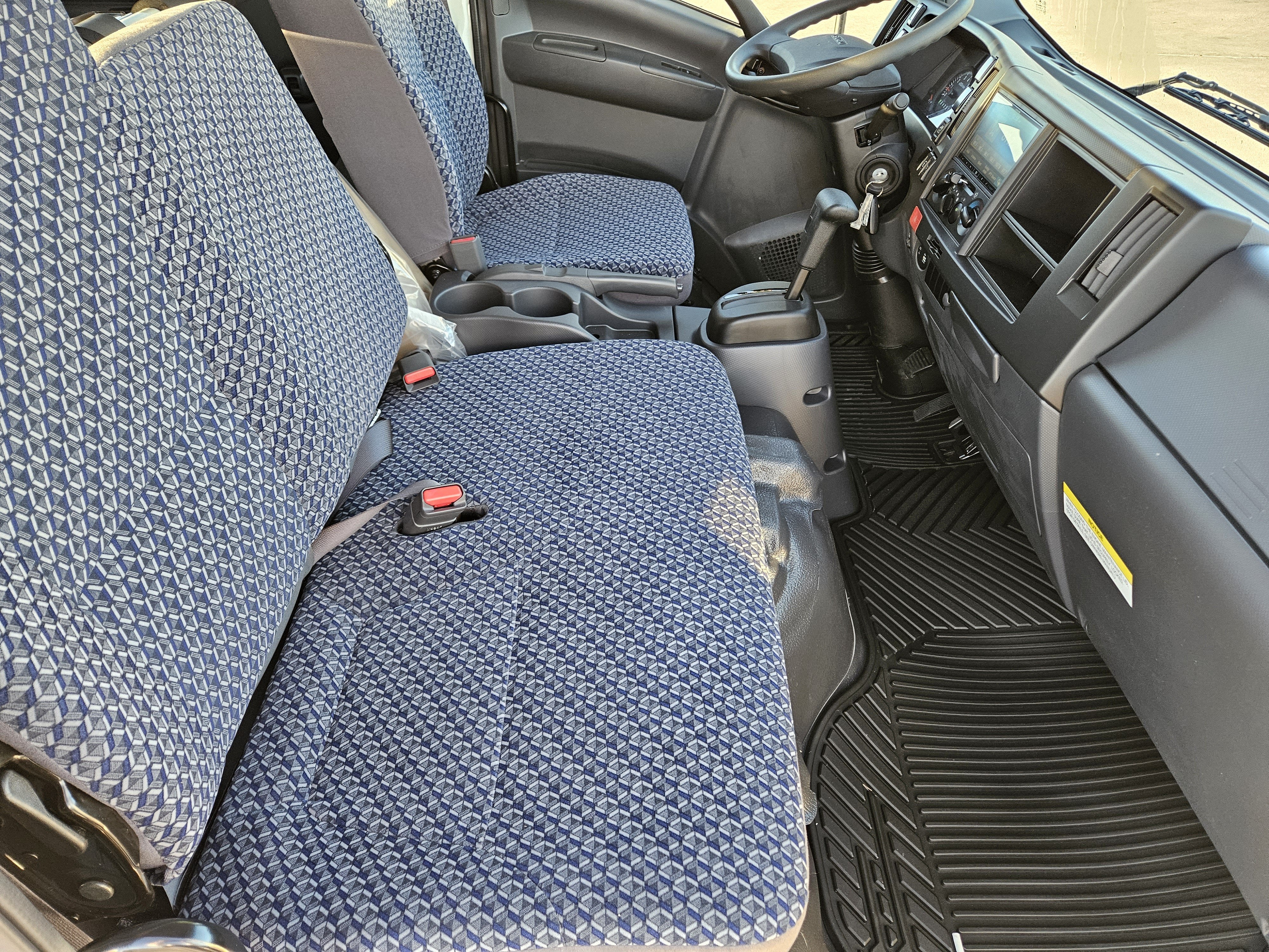 2027 ISUZU ISUZU Base