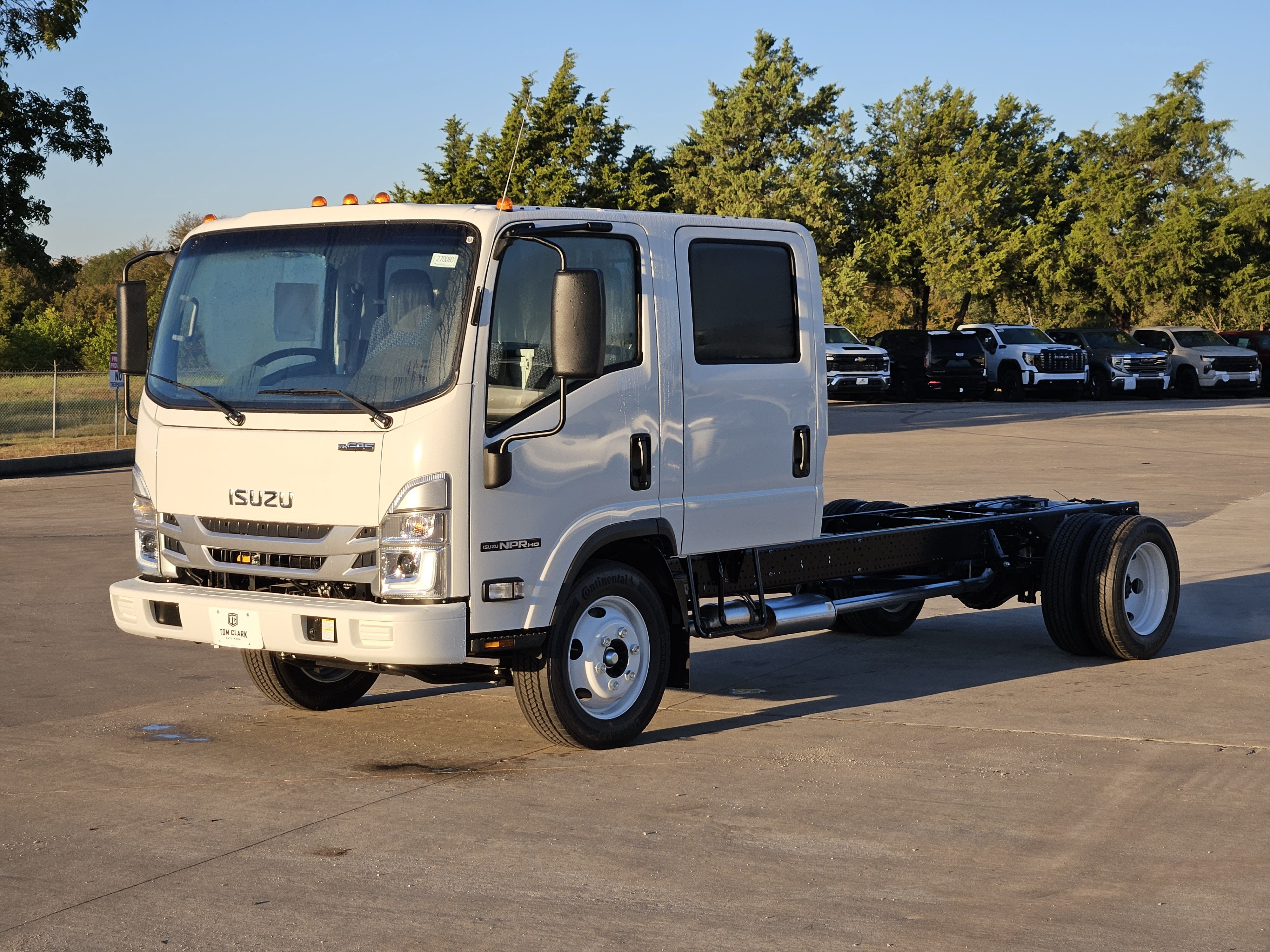 2027 ISUZU ISUZU Base