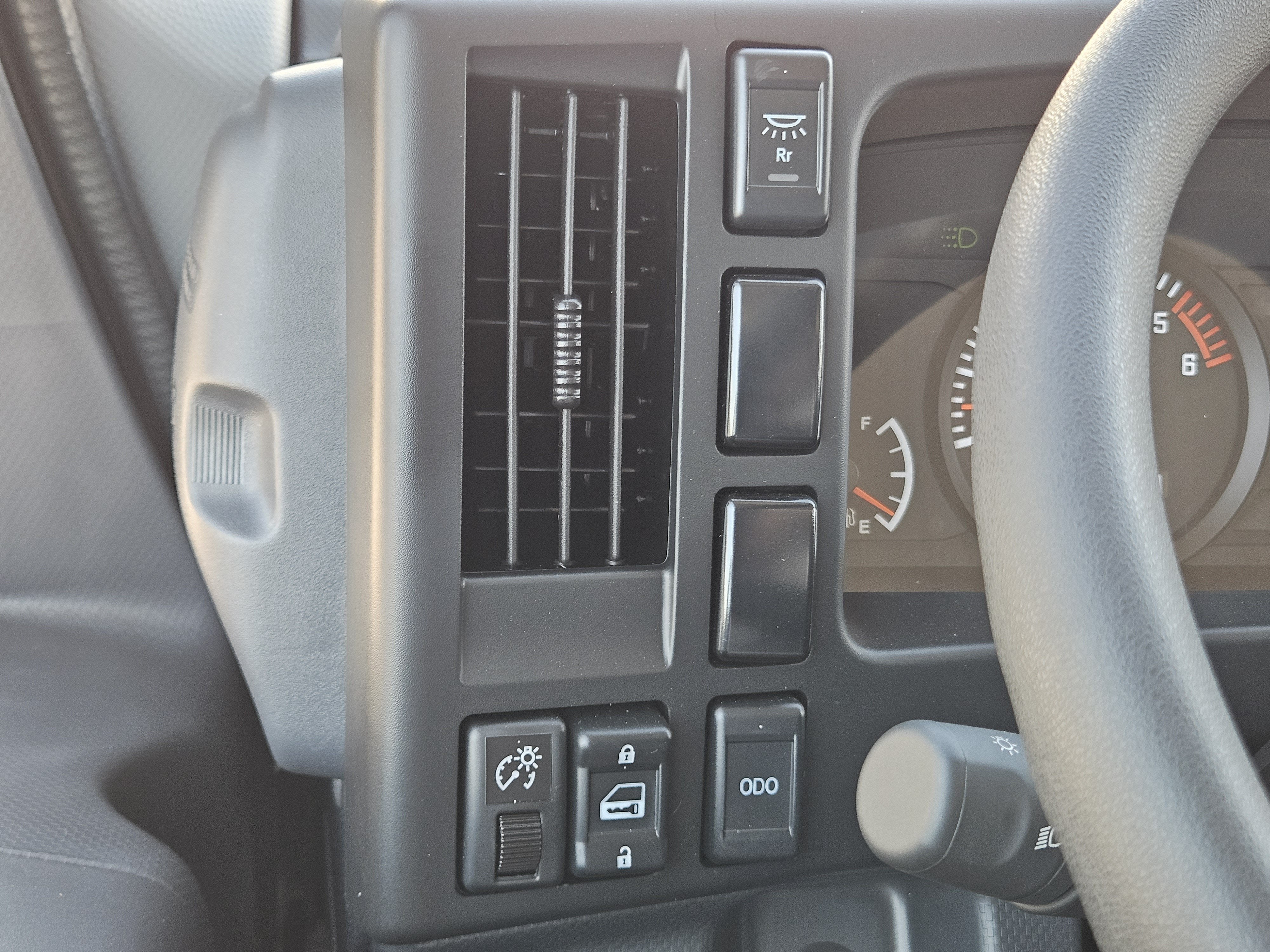 2027 ISUZU 4500 Base