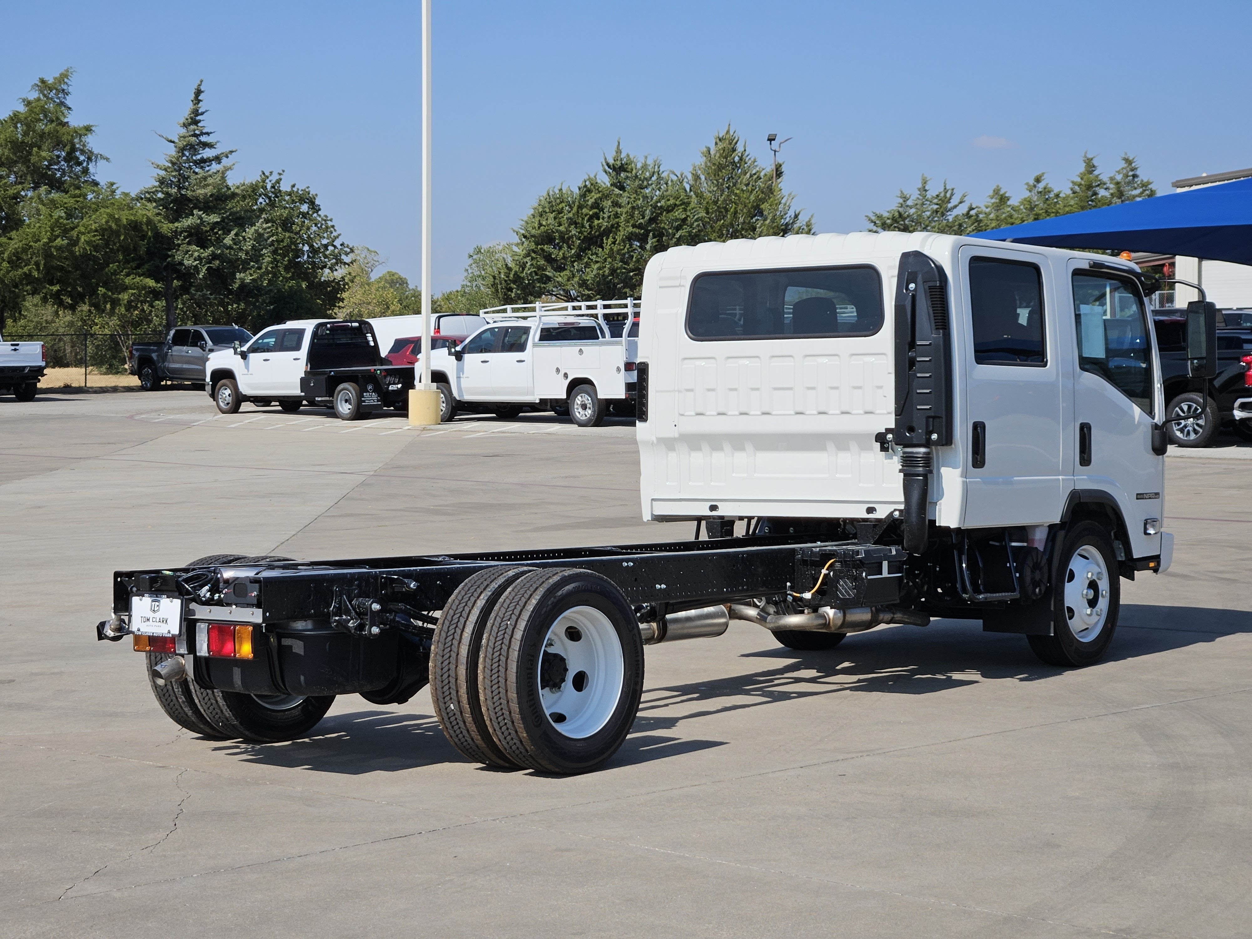 2027 ISUZU 4500 Base