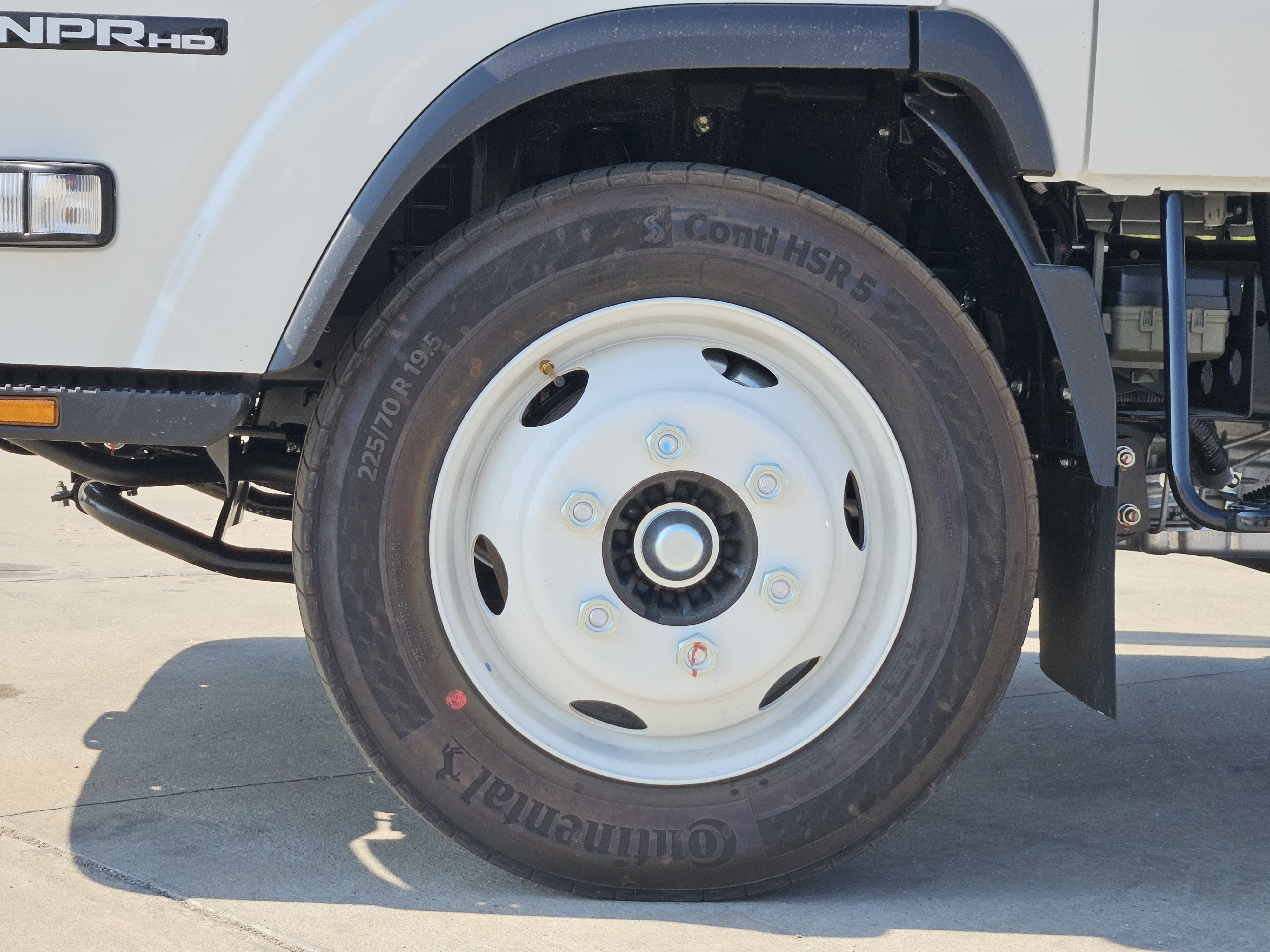 2027 ISUZU 4500 Base